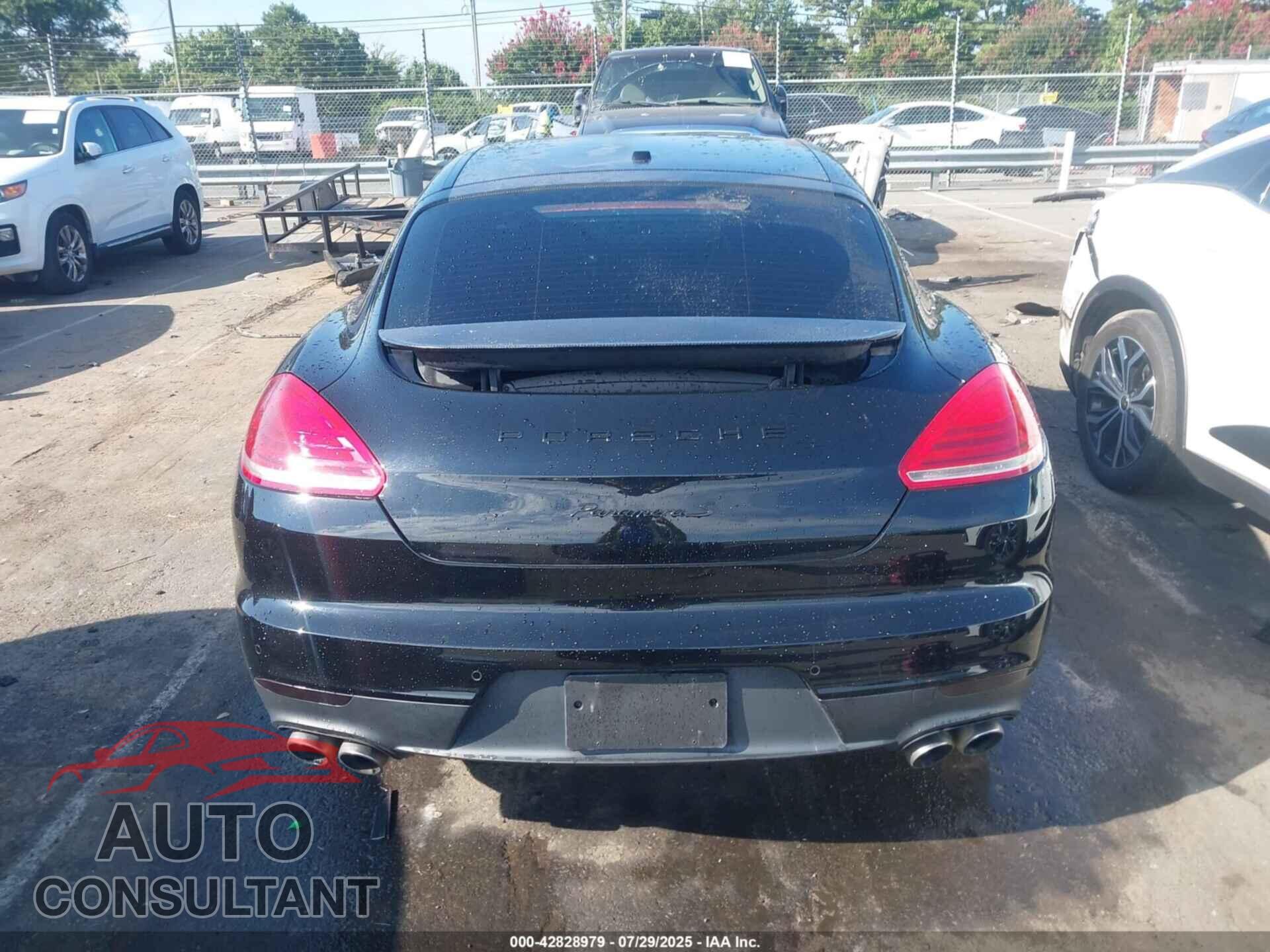 PORSCHE PANAMERA 2014 - WP0AB2A76EL055211