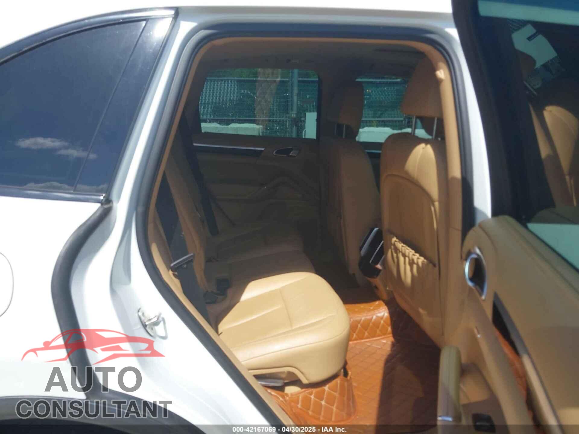 PORSCHE CAYENNE 2012 - WP1AB2A24CLA48791