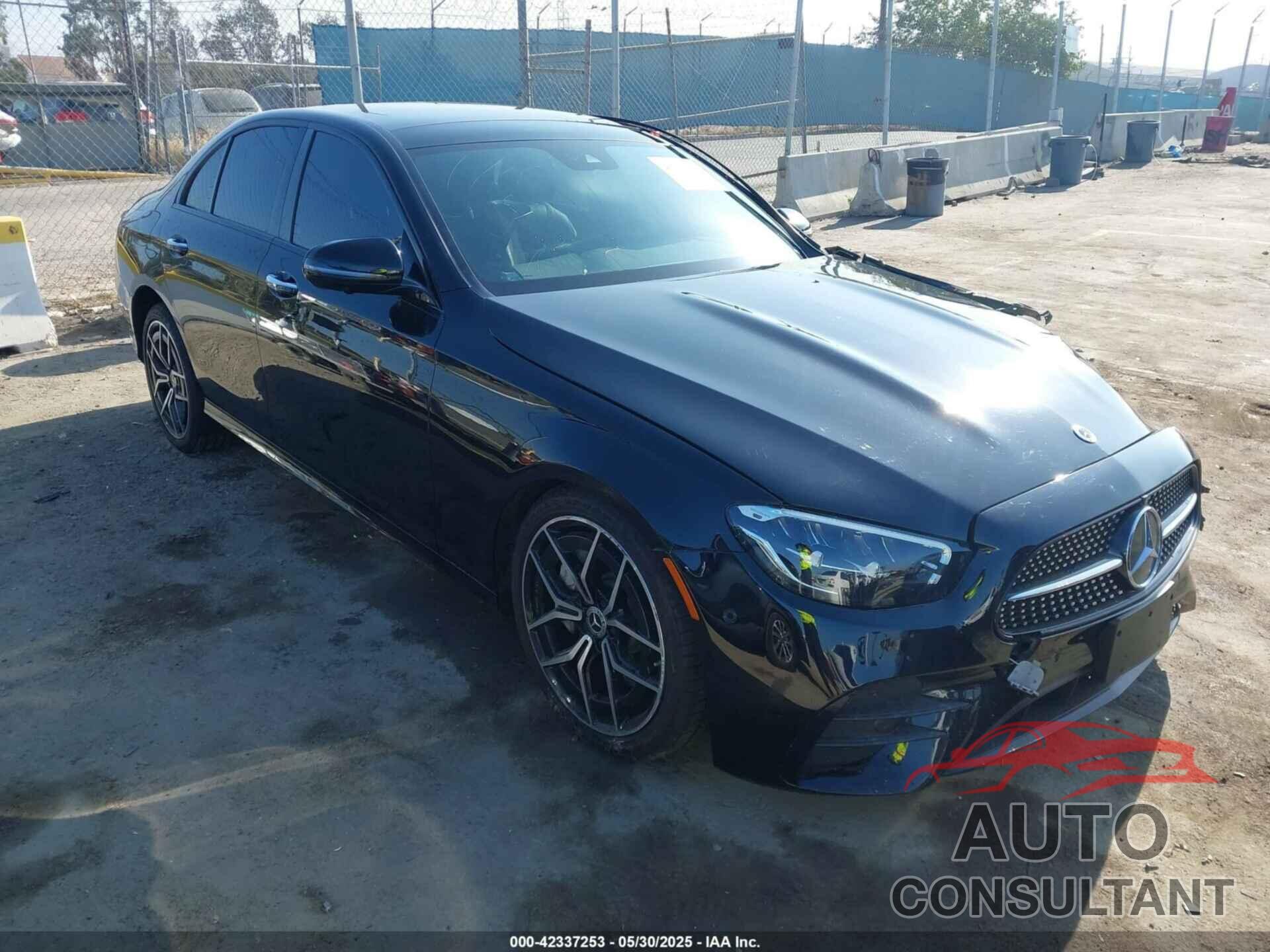 MERCEDES-BENZ E 350 2021 - W1KZF8DB1MB001593