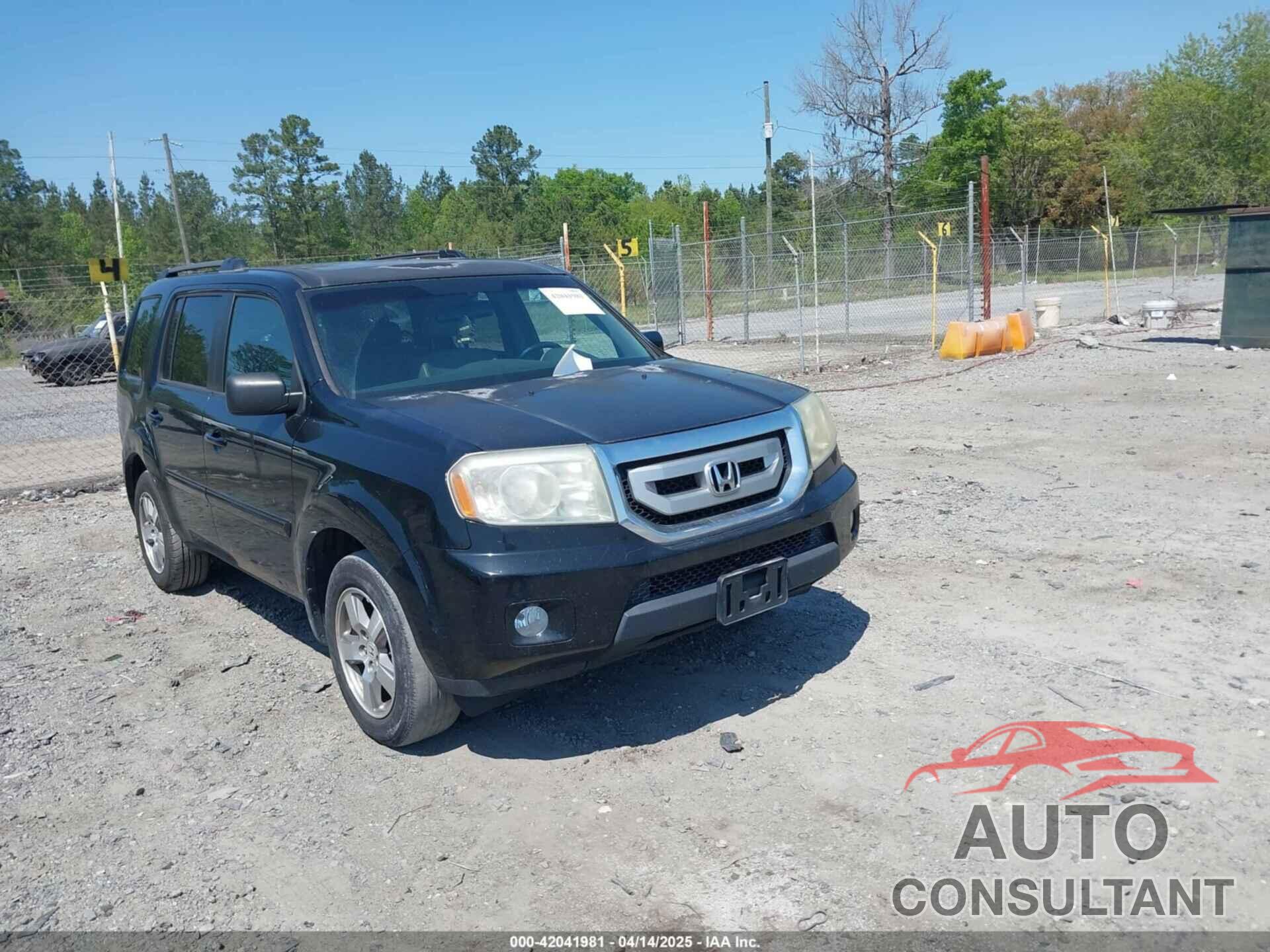 HONDA PILOT 2011 - 5FNYF3H50BB001981