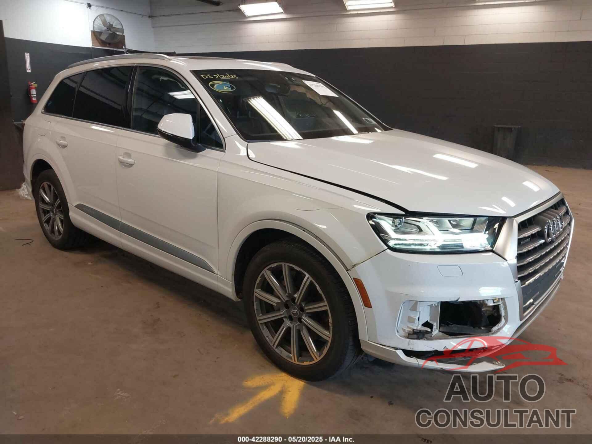 AUDI Q7 2019 - WA1LAAF72KD002200