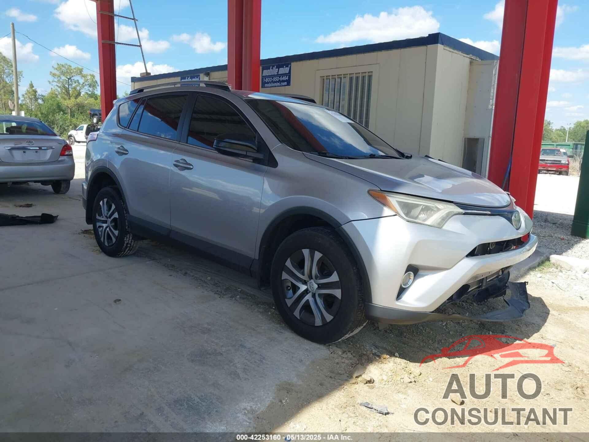 TOYOTA RAV4 2017 - 2T3BFREV3HW588712