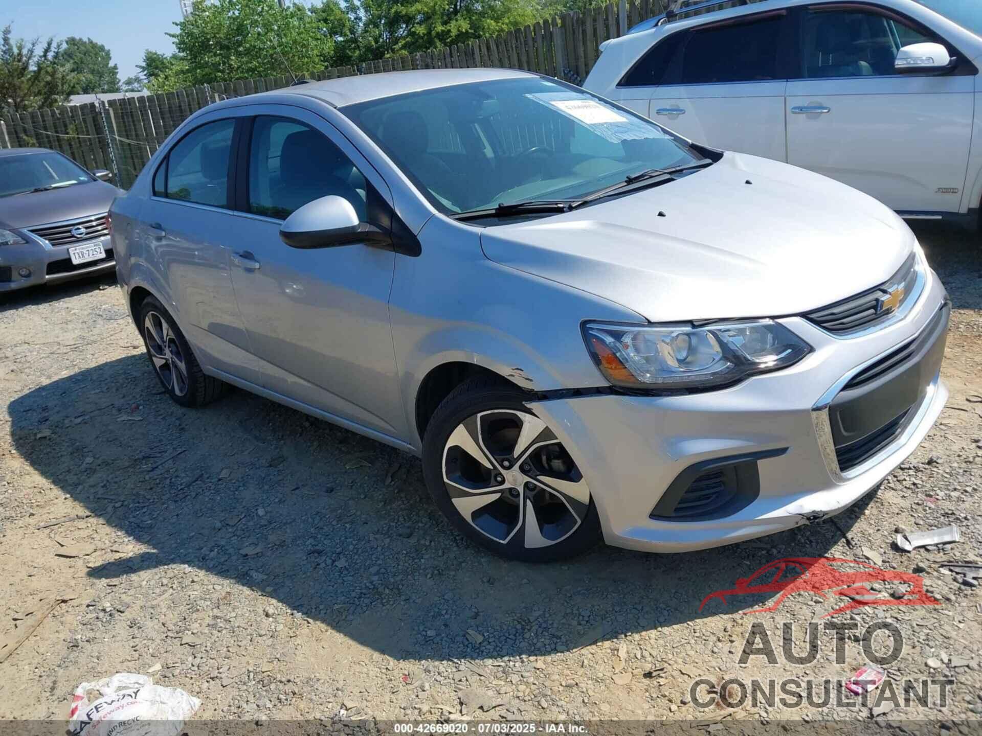 CHEVROLET SONIC 2017 - 1G1JF5SB8H4123086