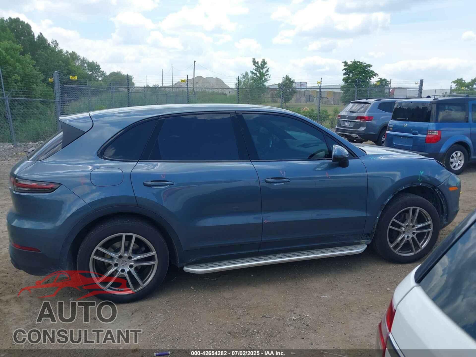 PORSCHE CAYENNE 2019 - WP1AA2AY1KDA15618
