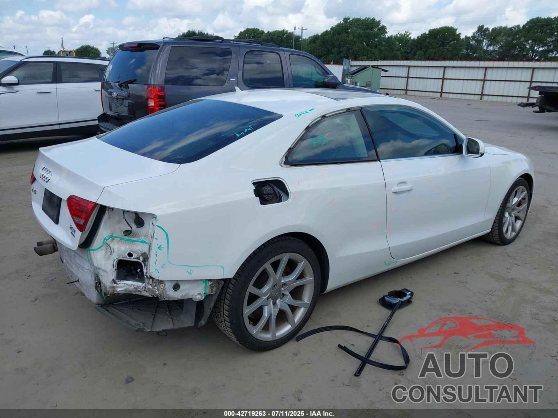AUDI A5 2012 - WAULFAFR8CA005112