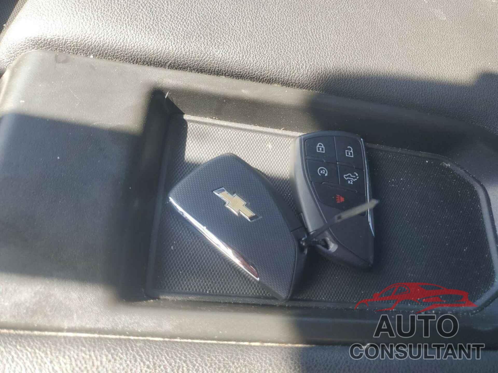 CHEVROLET SILVERADO 1500 2022 - 2GCUDDEDXN1515897