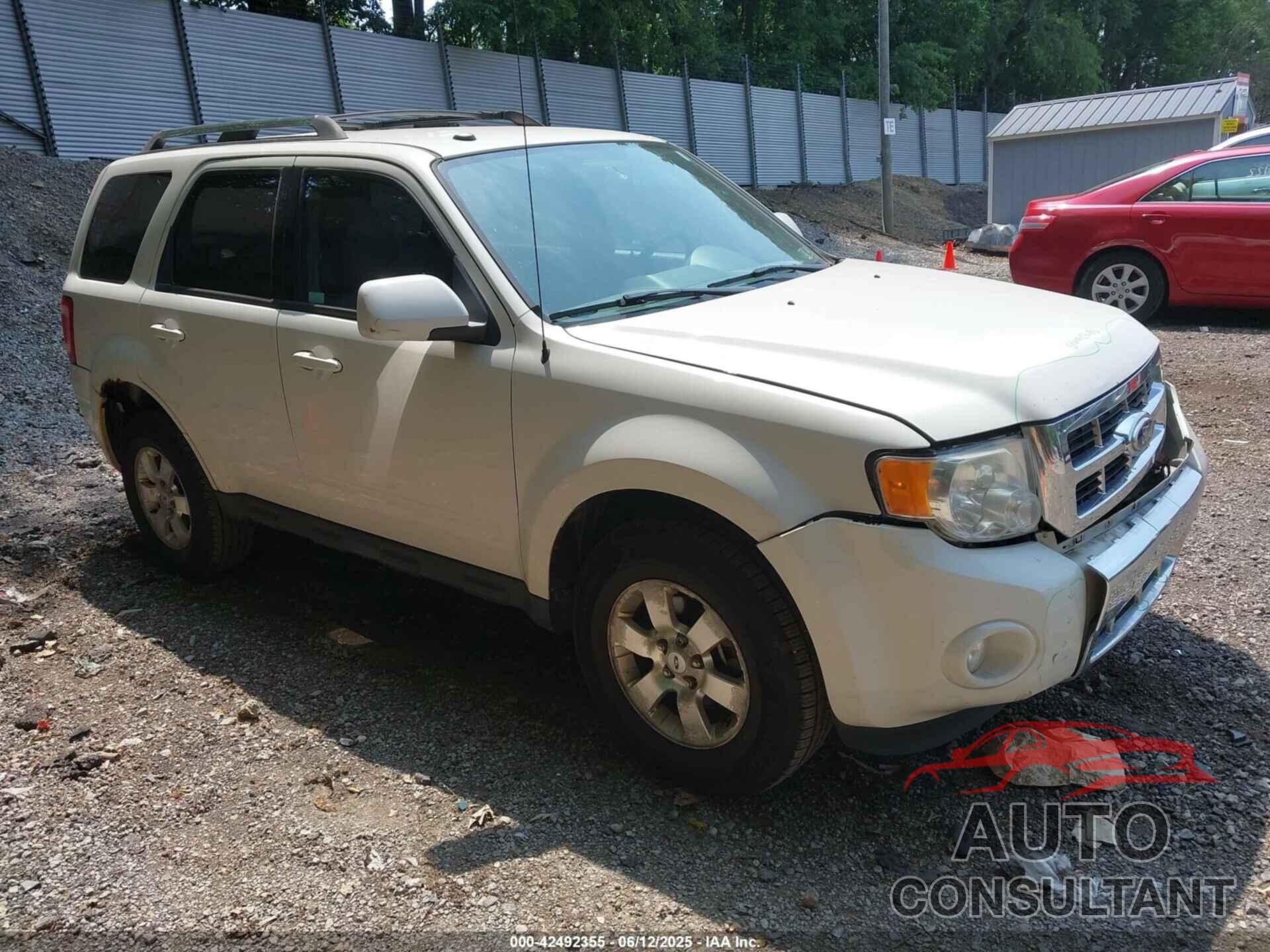 FORD ESCAPE 2010 - 1FMCU9EG8AKC42841