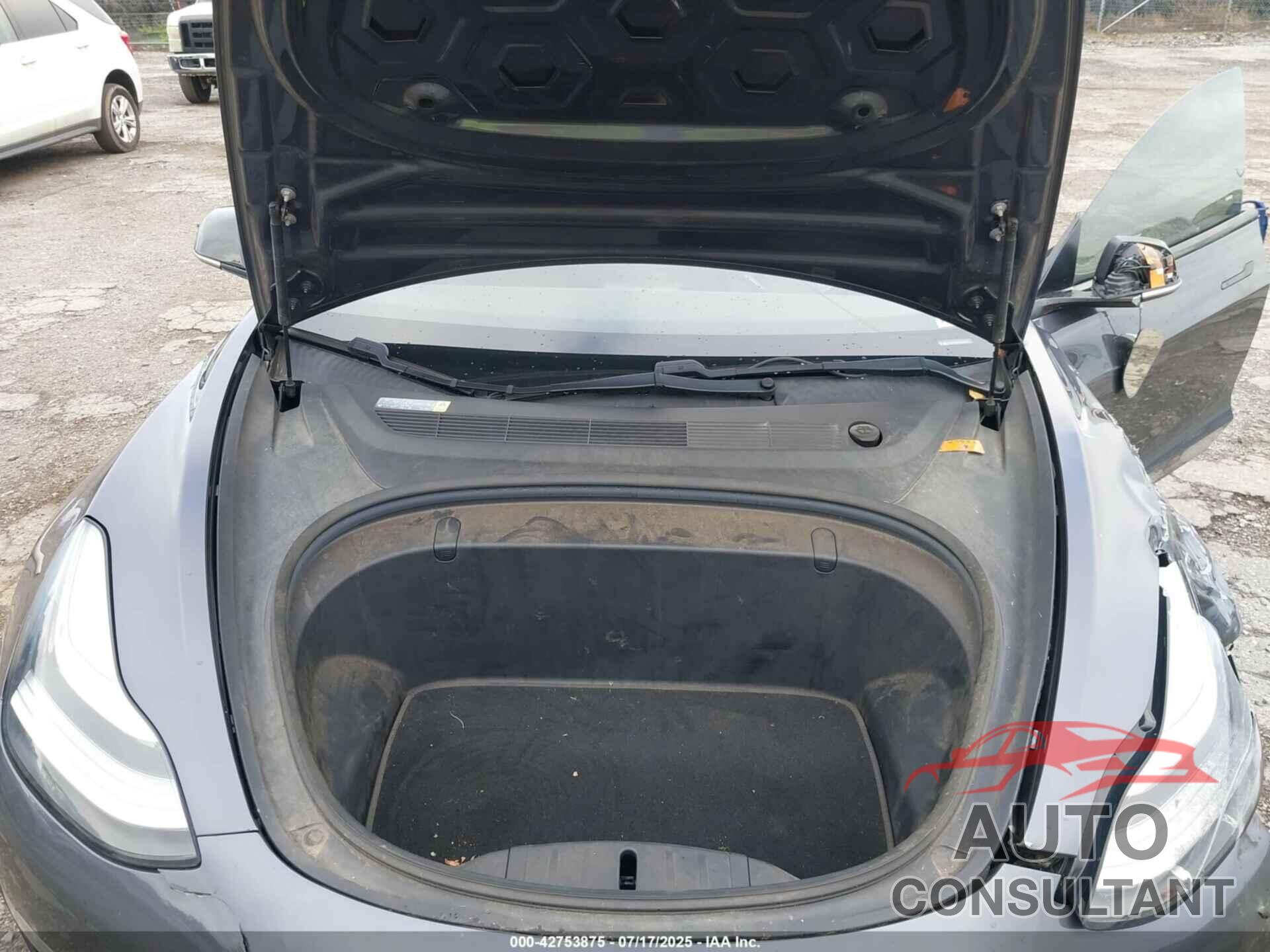 TESLA MODEL 3 2018 - 5YJ3E1EA8JF025799