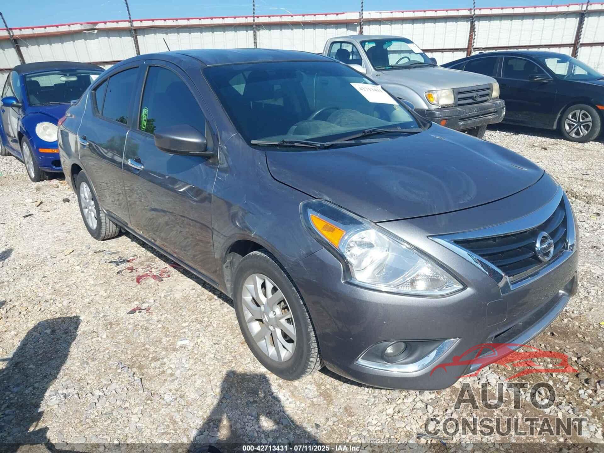 NISSAN VERSA 2018 - 3N1CN7AP6JL823834