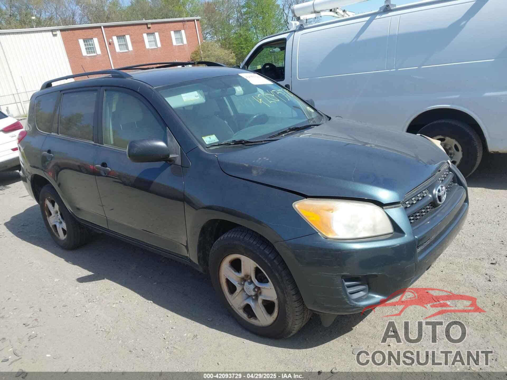 TOYOTA RAV4 2009 - JTMBF33V49D008494