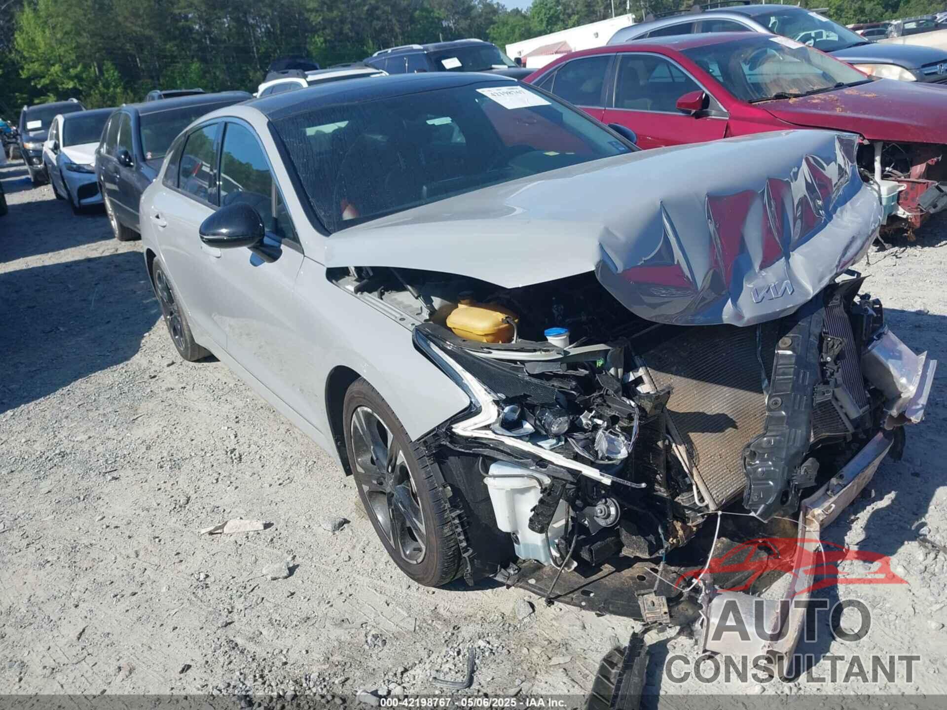 KIA K5 2022 - 5XXG64J26NG160961