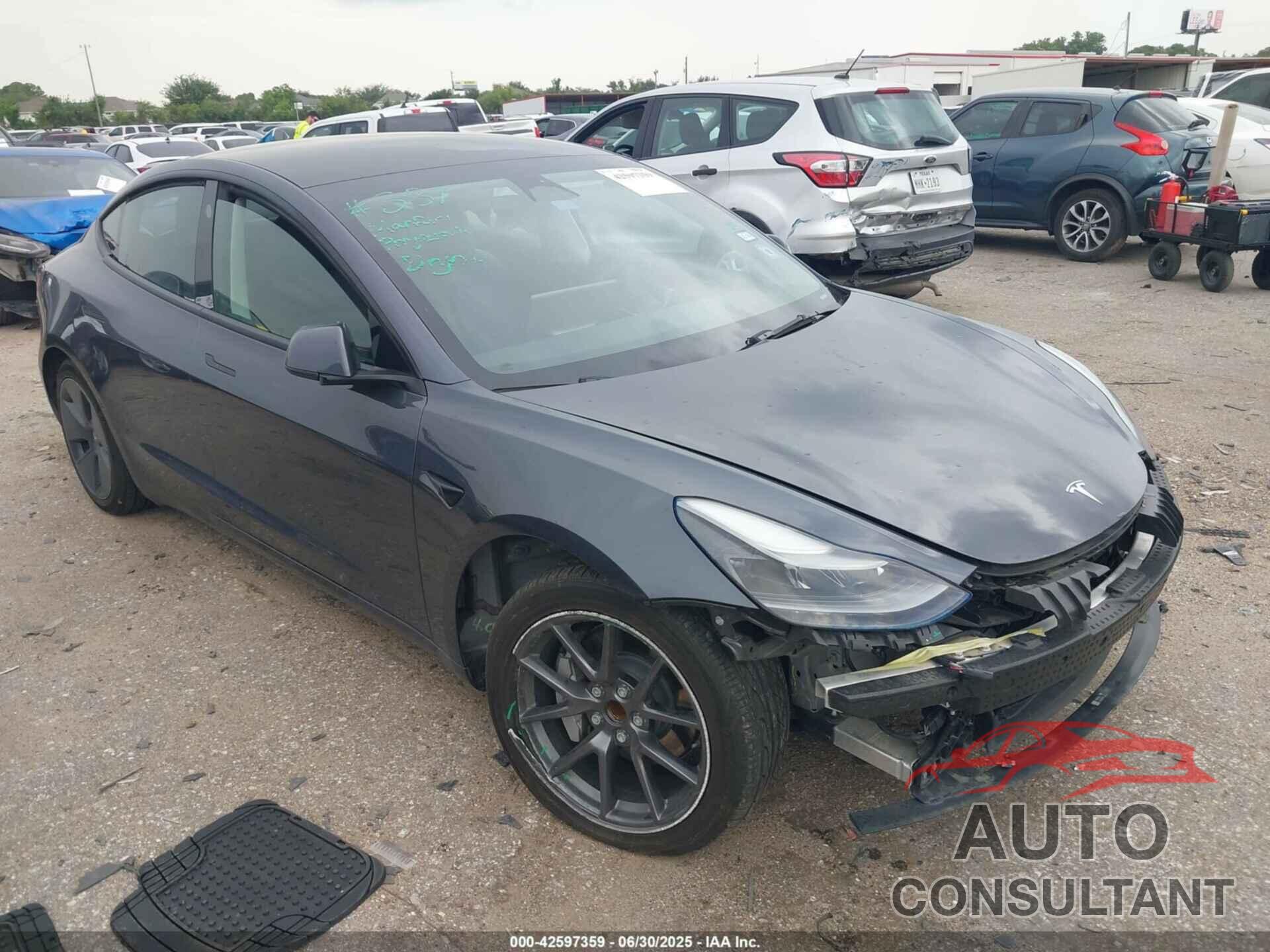 TESLA MODEL 3 2023 - 5YJ3E1EA7PF583748