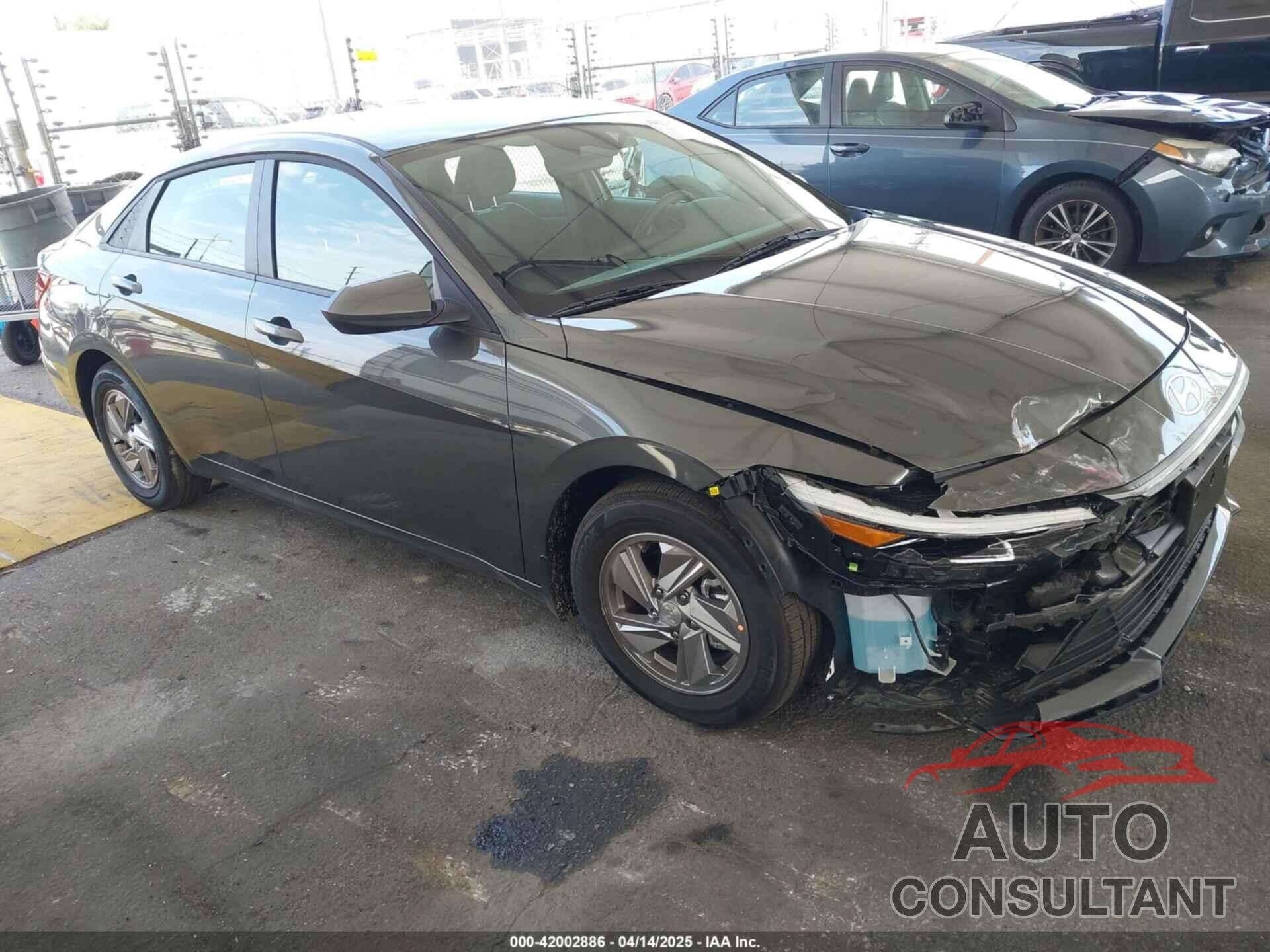 HYUNDAI ELANTRA 2025 - KMHLL4DG6SU934111