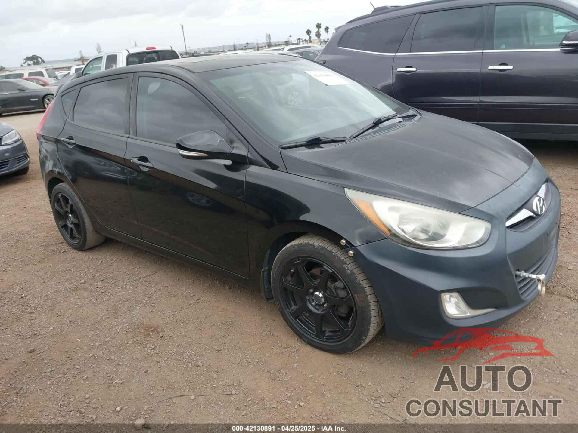 HYUNDAI ACCENT 2013 - KMHCU5AE0DU085585