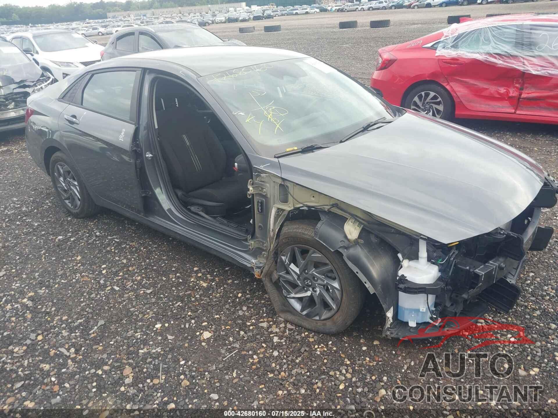 HYUNDAI ELANTRA 2024 - KMHLM4DG4RU689798