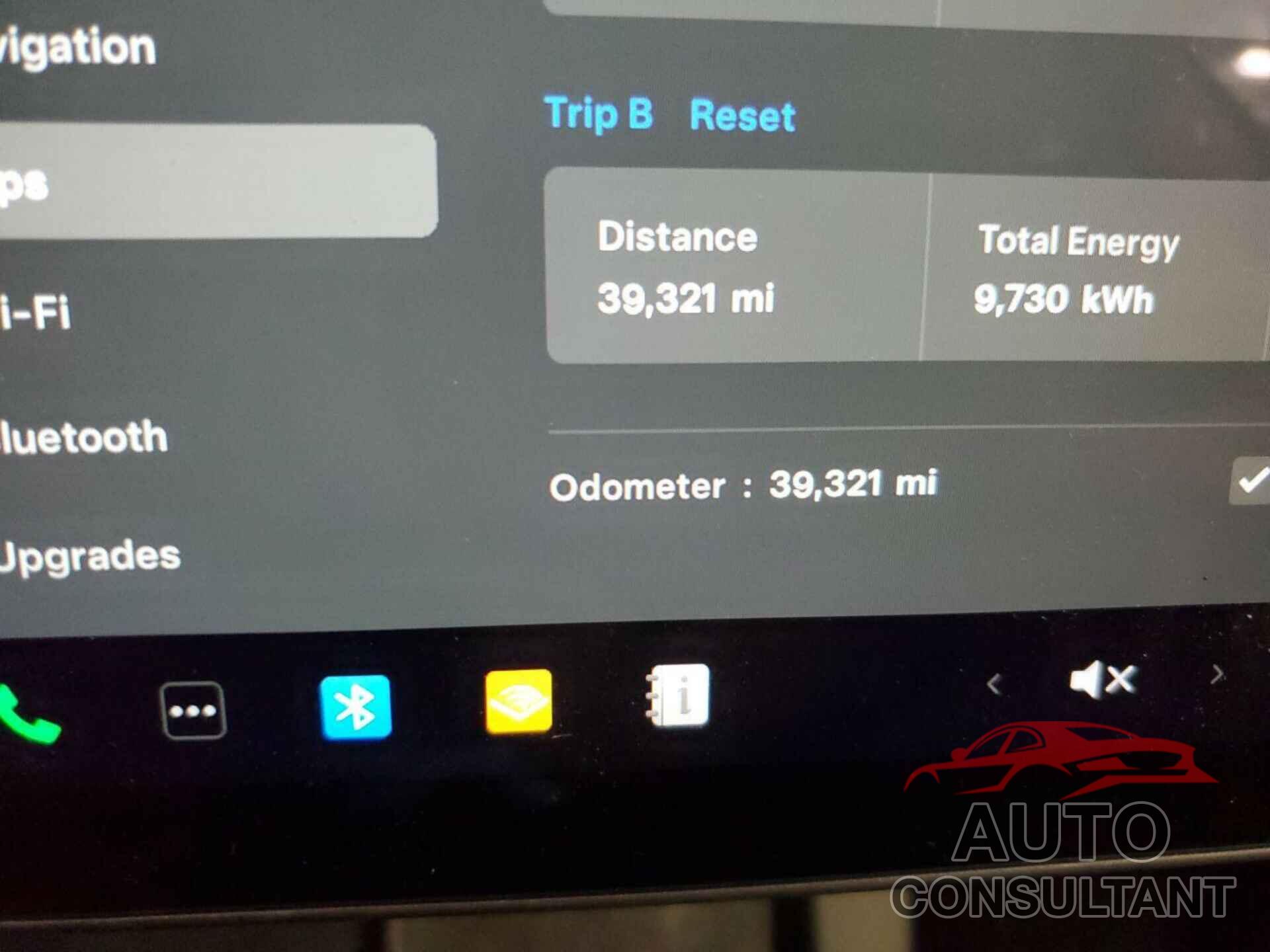 TESLA MODEL 3 2021 - 5YJ3E1EB5MF990410