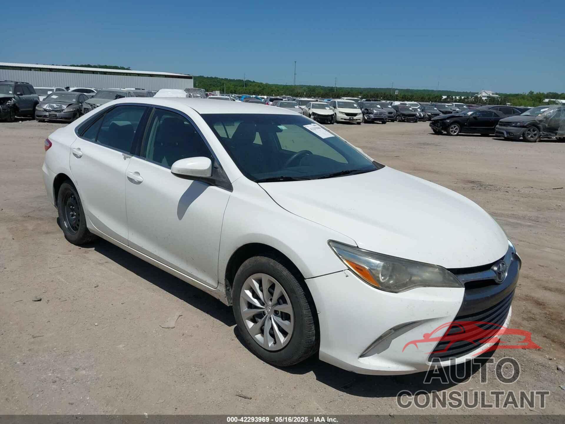 TOYOTA CAMRY 2015 - 4T4BF1FK3FR483248