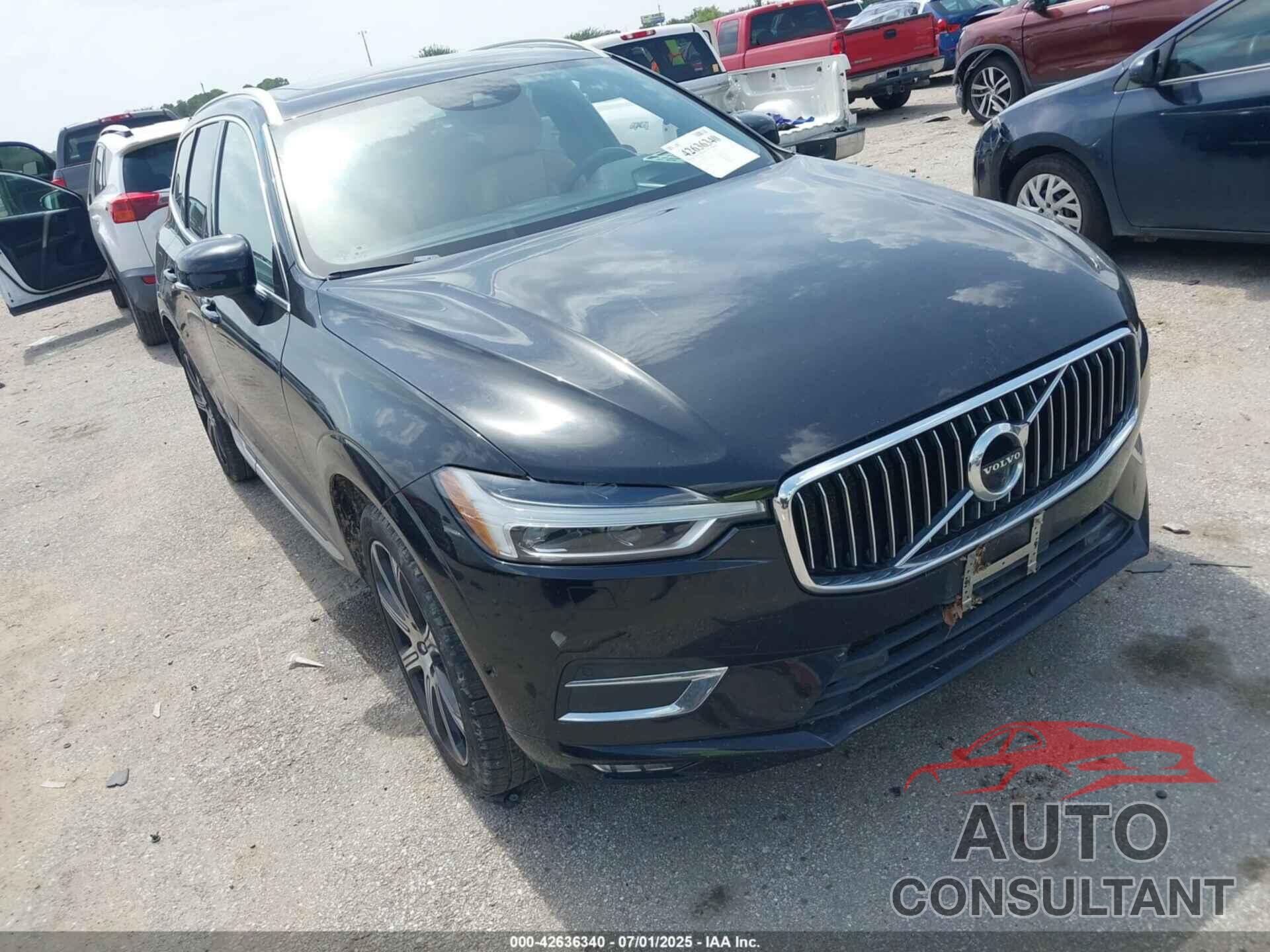 VOLVO XC60 2018 - YV4102RL8J1030126
