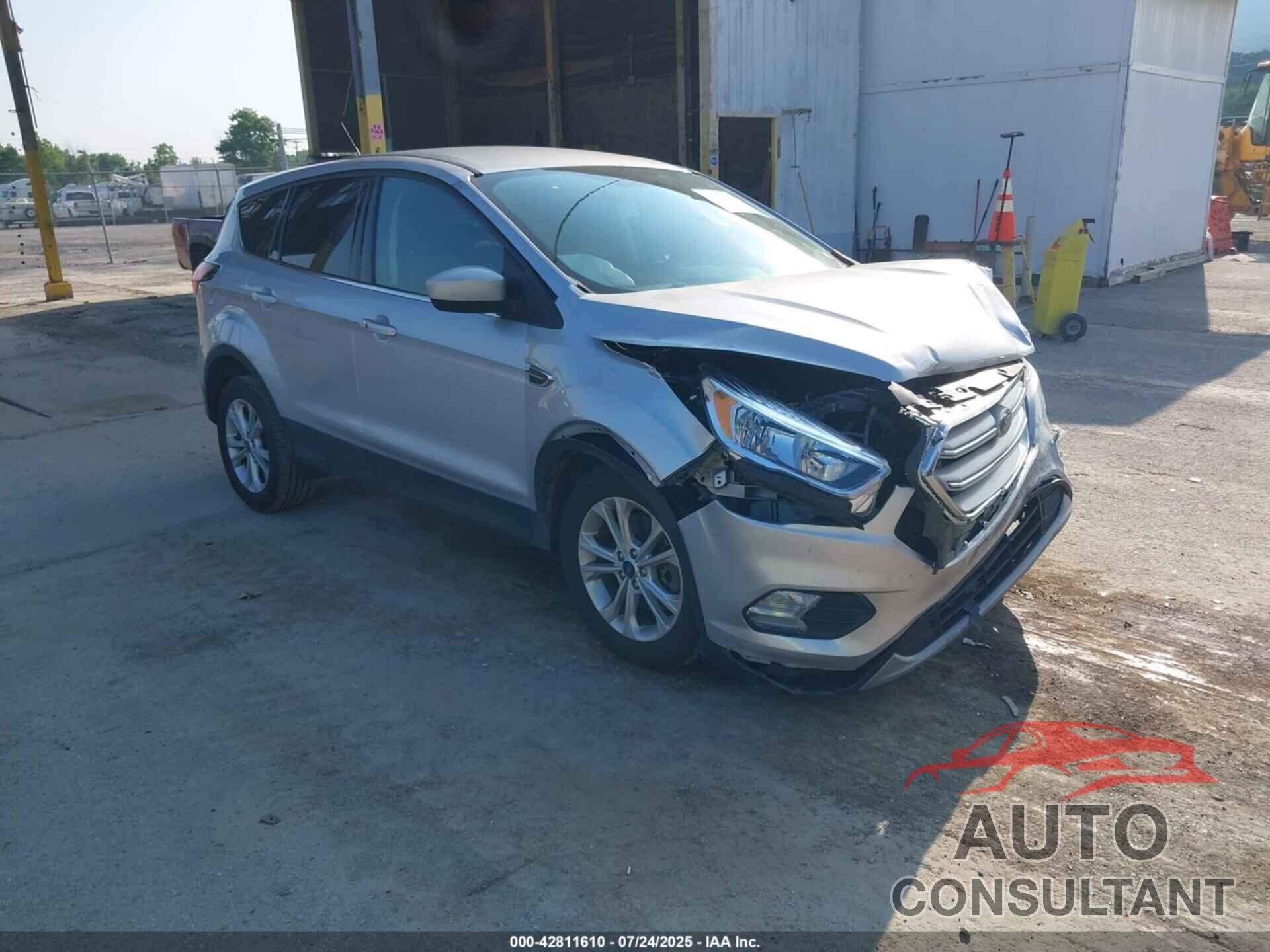 FORD ESCAPE 2019 - 1FMCU9GD1KUB07161