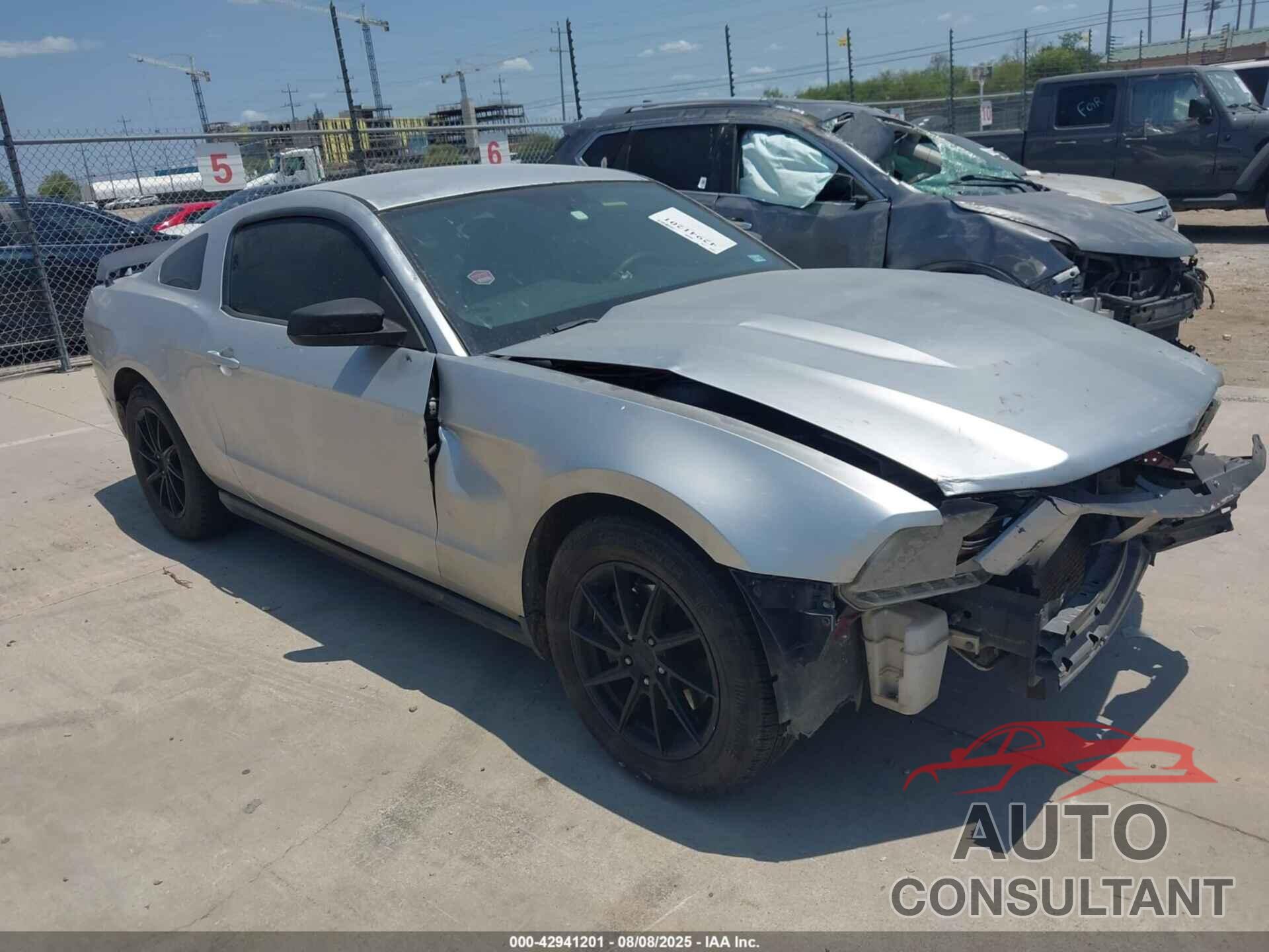 FORD MUSTANG 2012 - 1ZVBP8AM3C5208320
