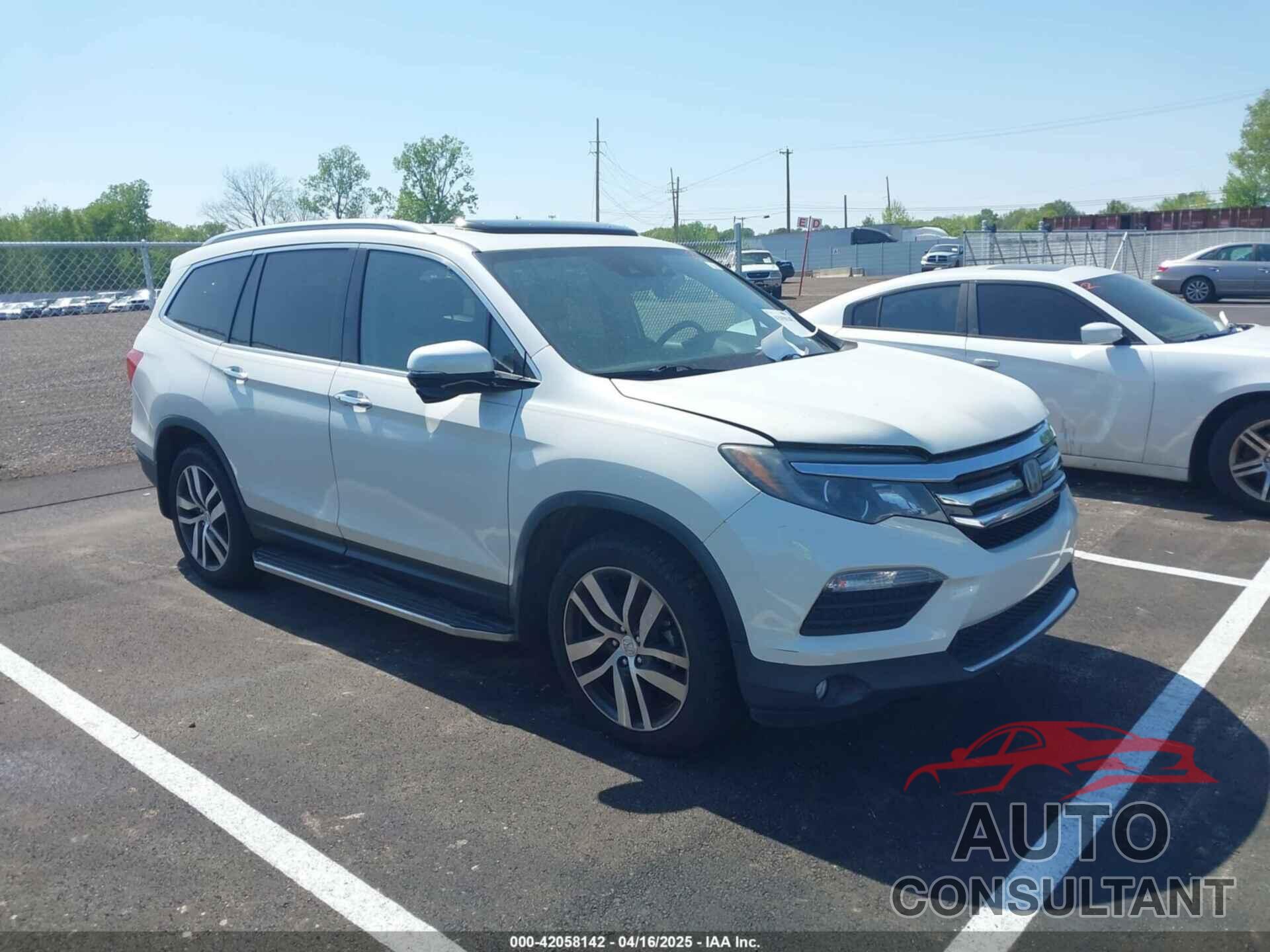 HONDA PILOT 2017 - 5FNYF5H96HB036547