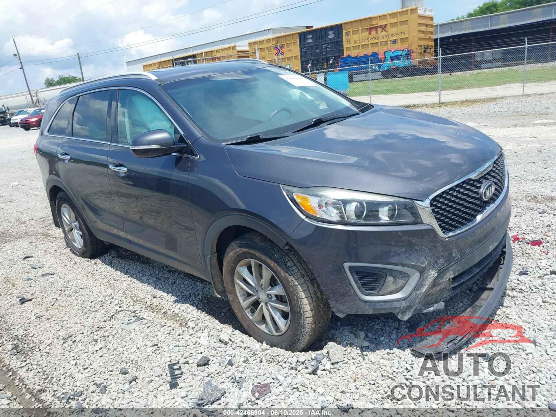 KIA SORENTO 2017 - 5XYPG4A38HG277009