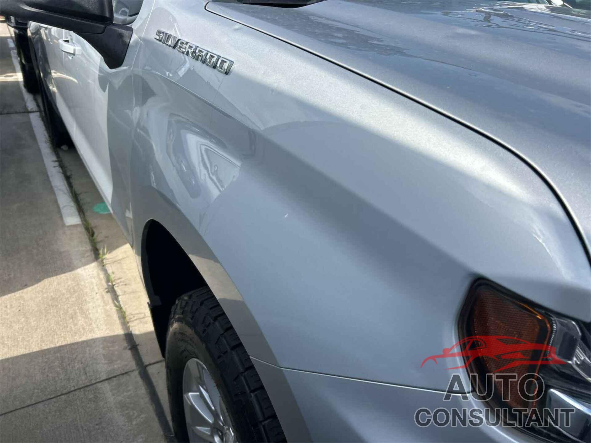 CHEVROLET SILVERADO 1500 2020 - 1GCUYDED4LZ299456