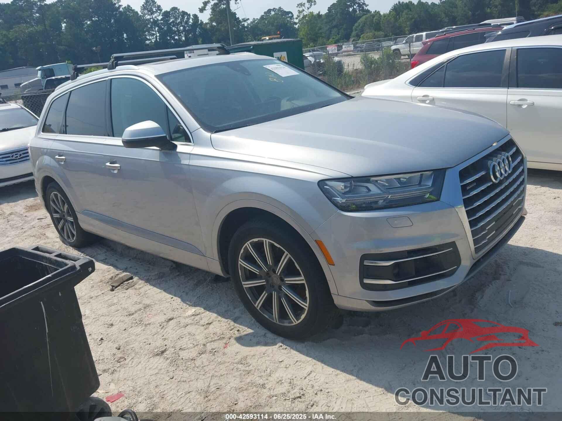 AUDI Q7 2017 - WA1LAAF71HD003332