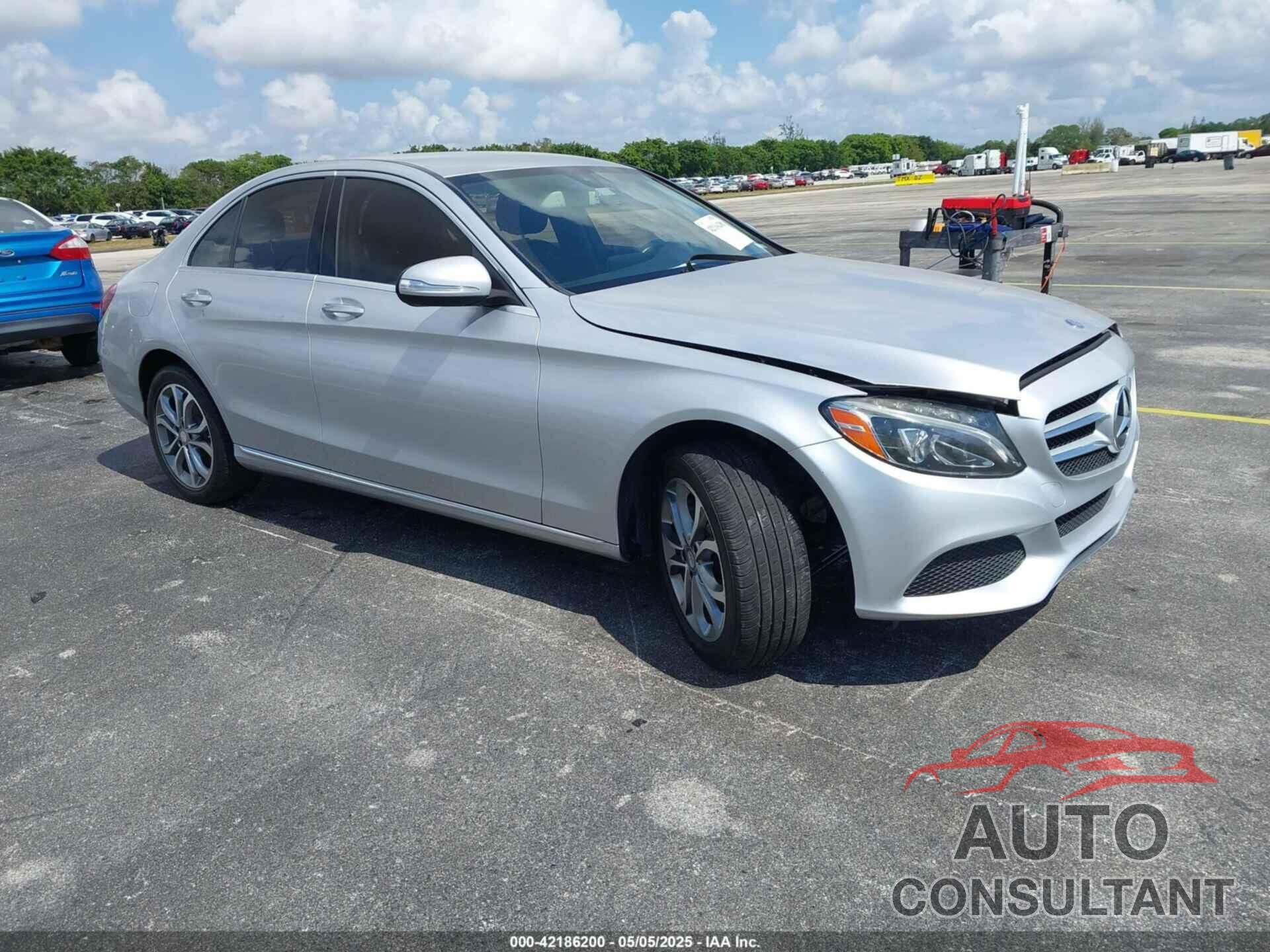 MERCEDES-BENZ C 300 2015 - 55SWF4KB9FU033375