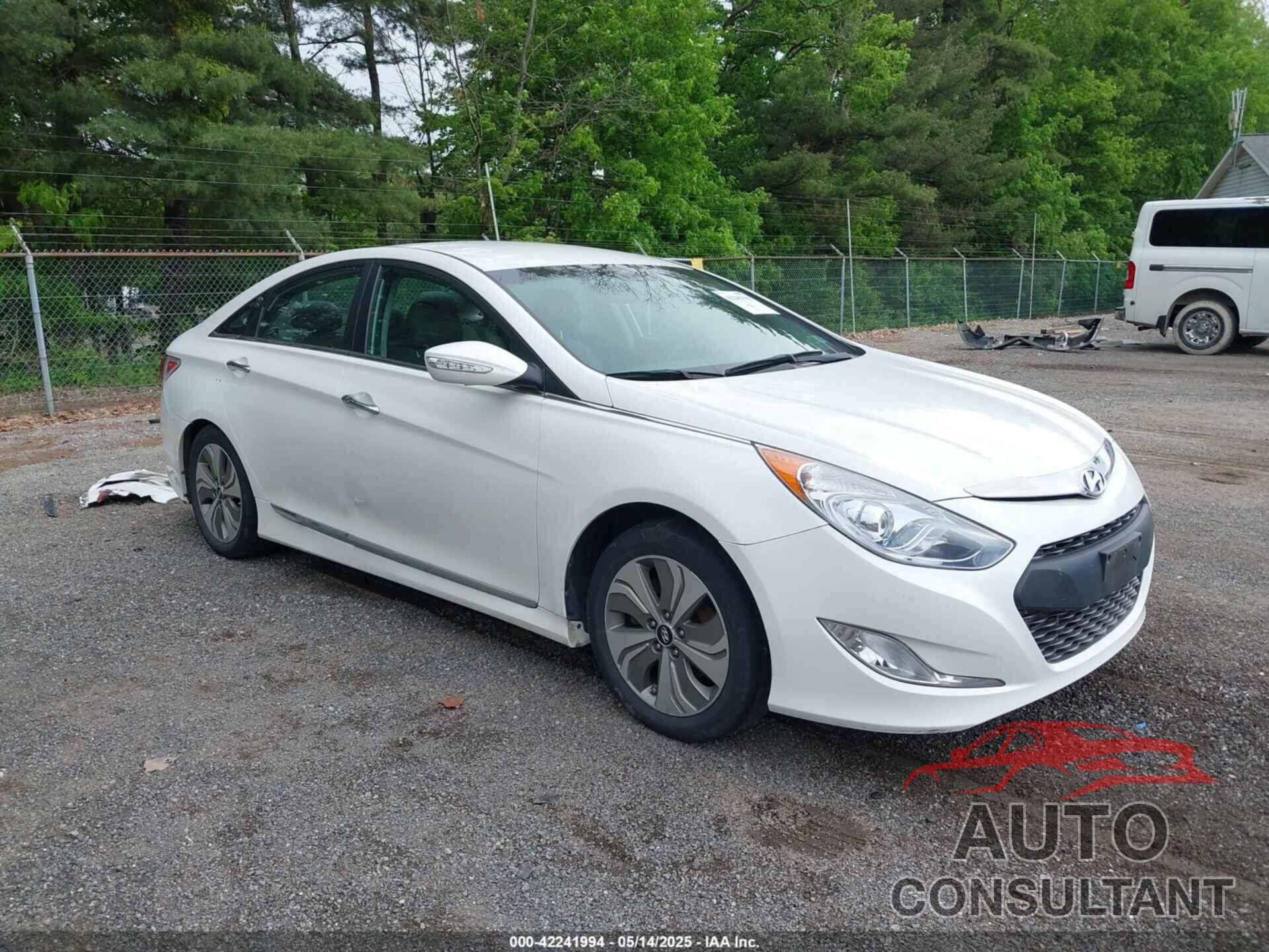 HYUNDAI SONATA HYBRID 2013 - KMHEC4A4XDA092445