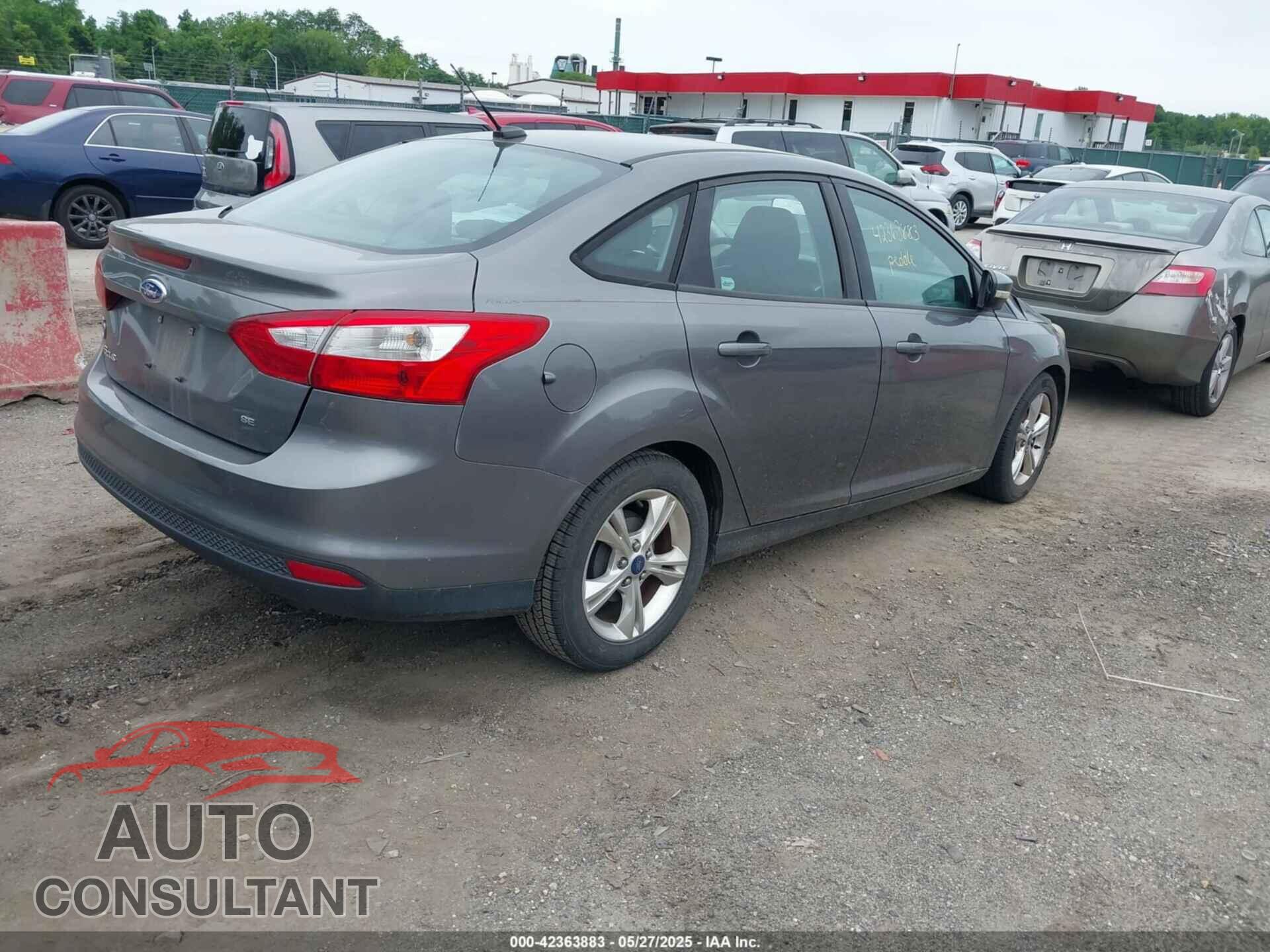 FORD FOCUS 2014 - 1FADP3F23EL366943