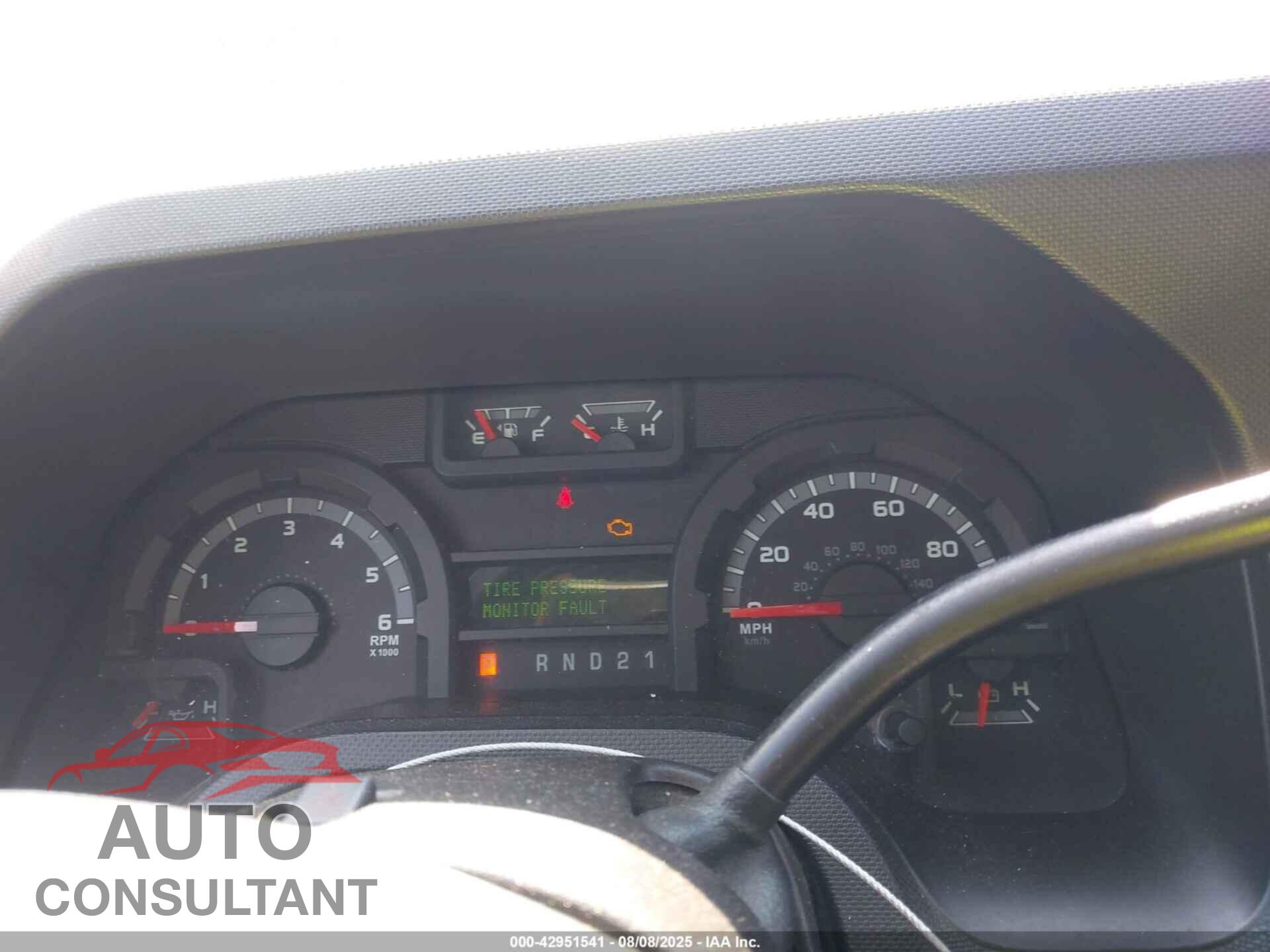 FORD E-350 SUPER DUTY 2011 - 1FBSS3BL3BDA20237