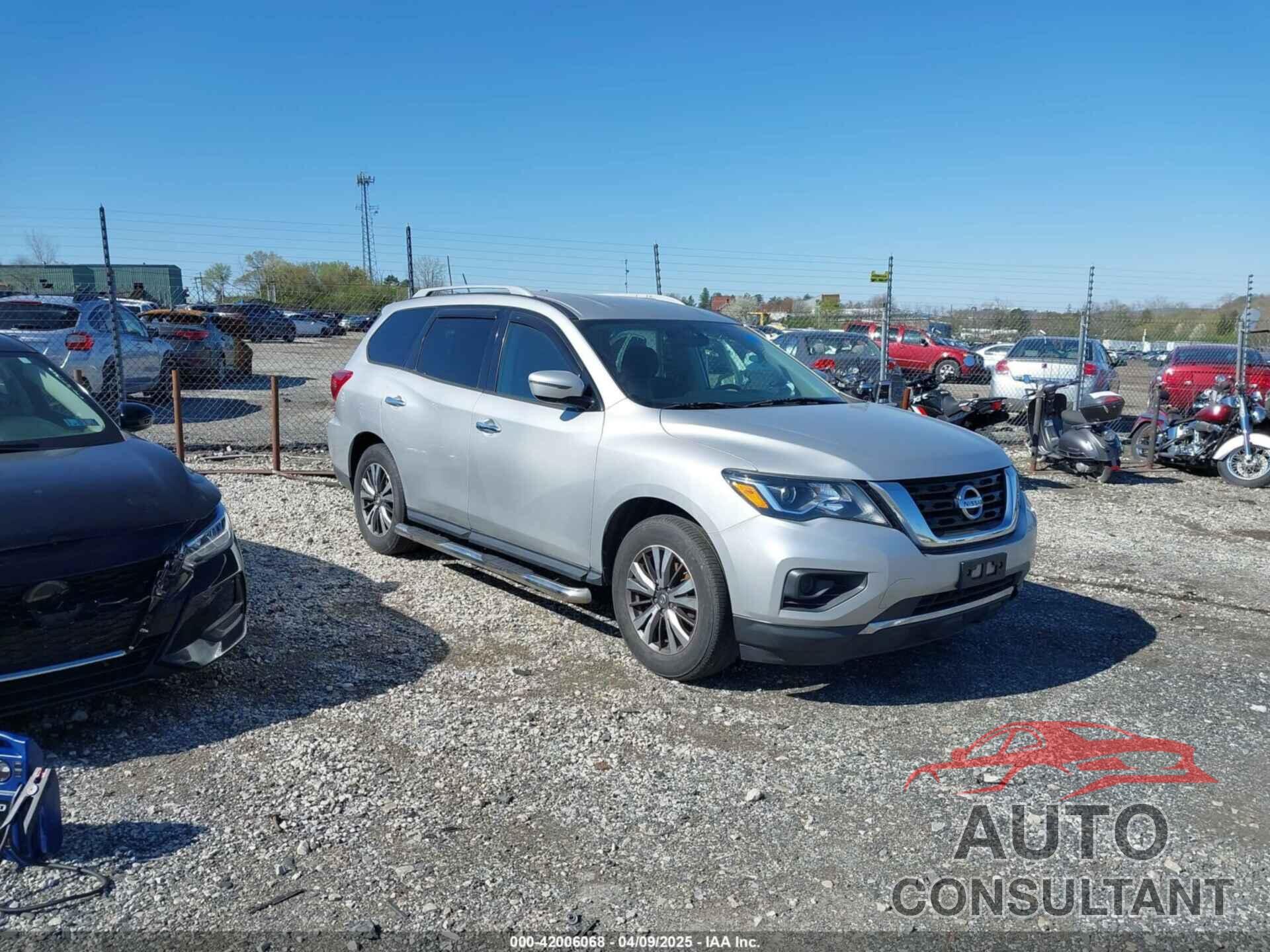 NISSAN PATHFINDER 2017 - 5N1DR2MM9HC691860