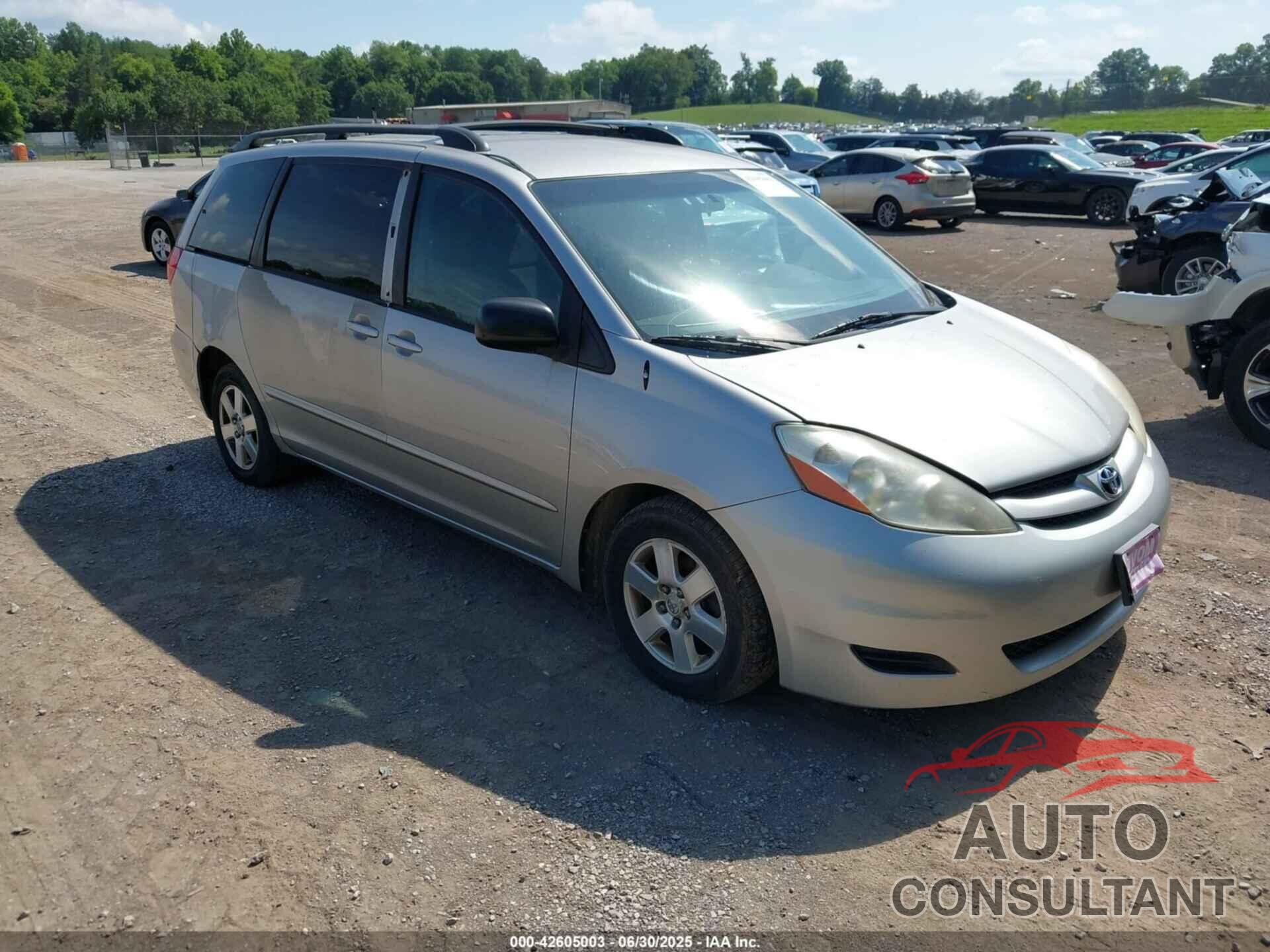 TOYOTA SIENNA 2010 - 5TDKK4CC8AS305244