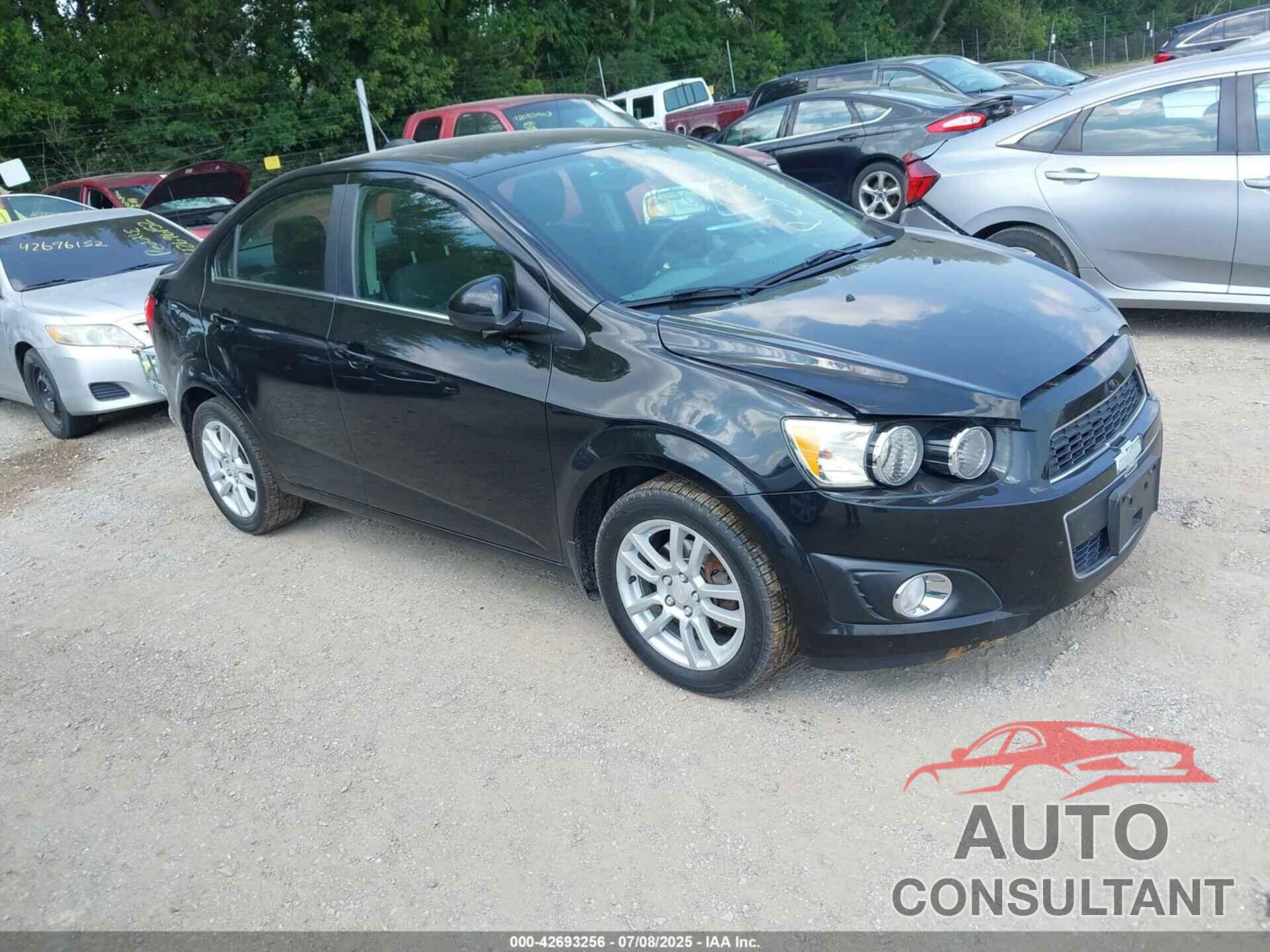 CHEVROLET SONIC 2016 - 1G1JC5SH7G4104704