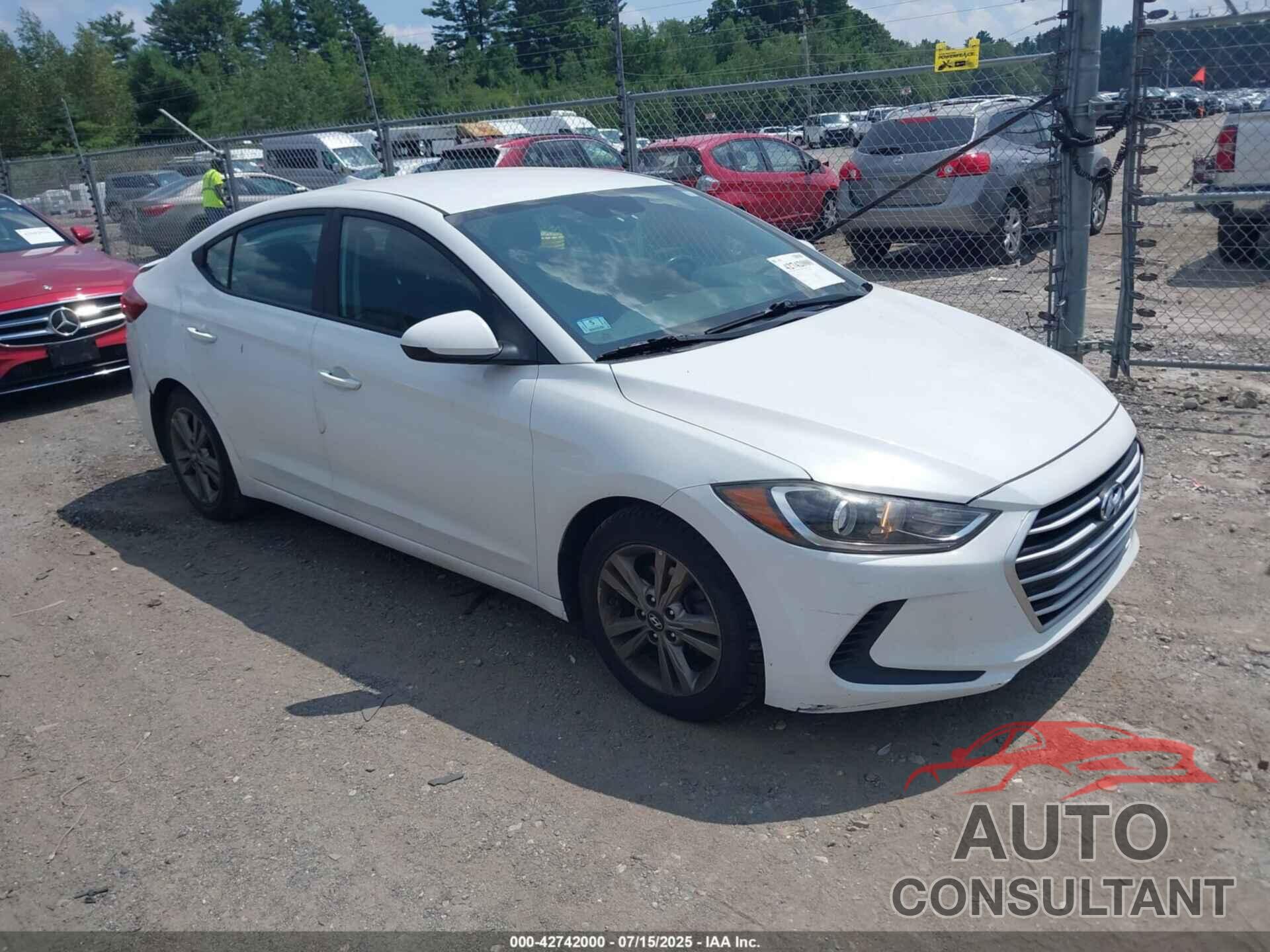 HYUNDAI ELANTRA 2018 - 5NPD84LF7JH311897