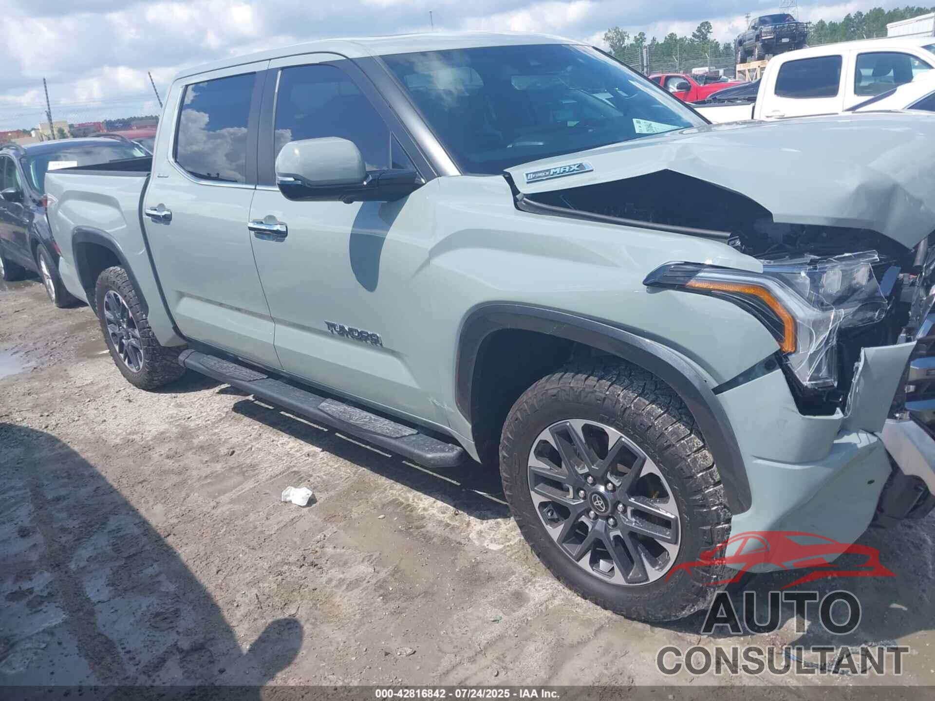 TOYOTA TUNDRA HYBRID 2025 - 5TFJC5DB3SX102441