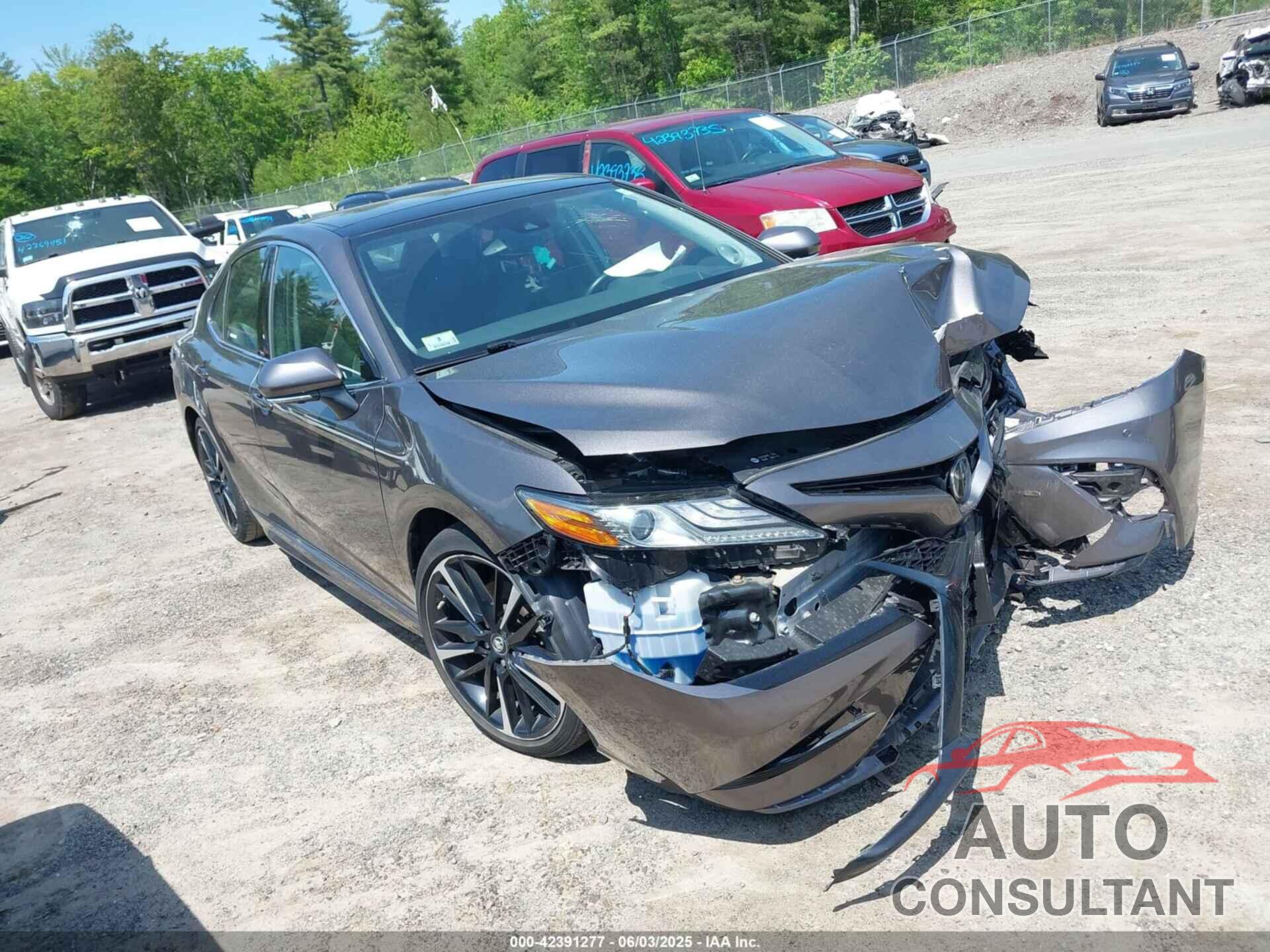 TOYOTA CAMRY 2019 - 4T1B61HK1KU724015