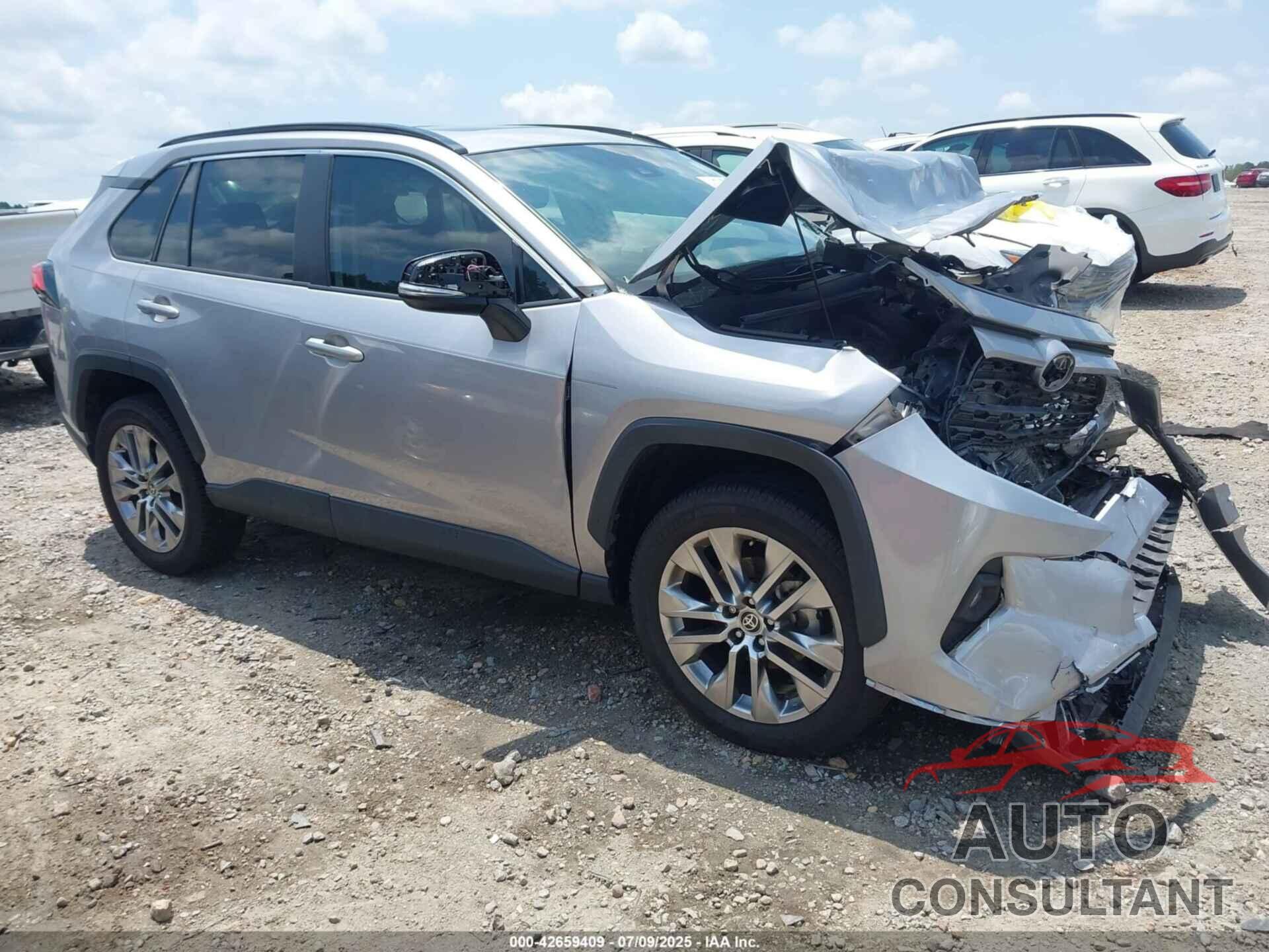 TOYOTA RAV4 2022 - 2T3C1RFV6NC177898