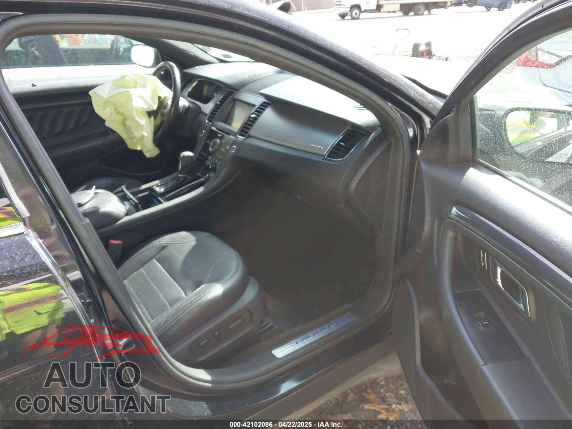 FORD TAURUS 2014 - 1FAHP2KT8EG131067