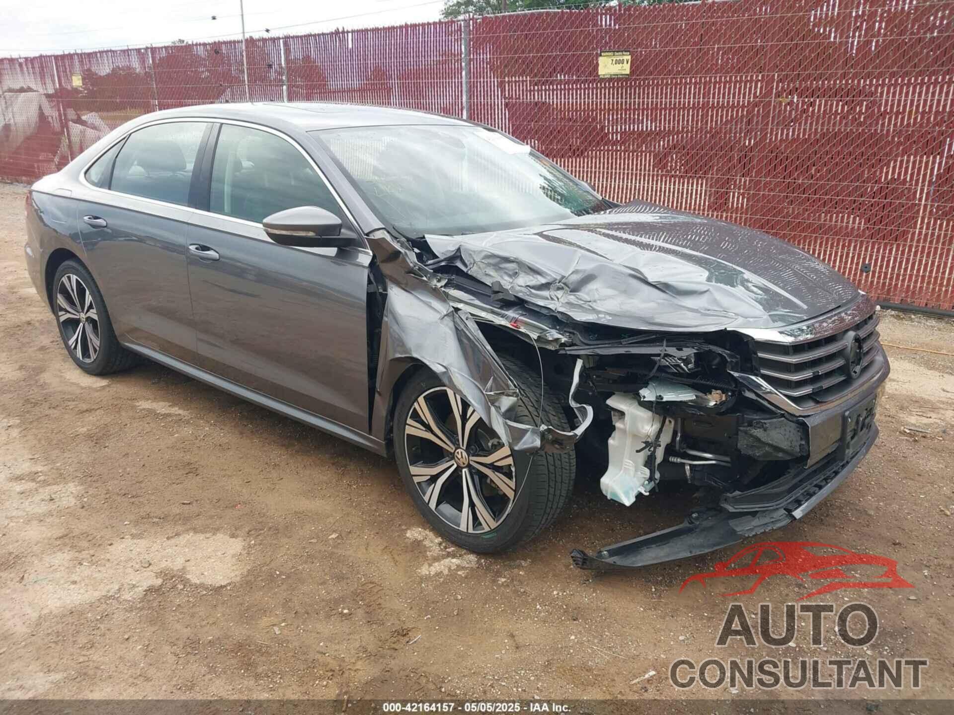 VOLKSWAGEN PASSAT 2021 - 1VWSA7A34MC019045