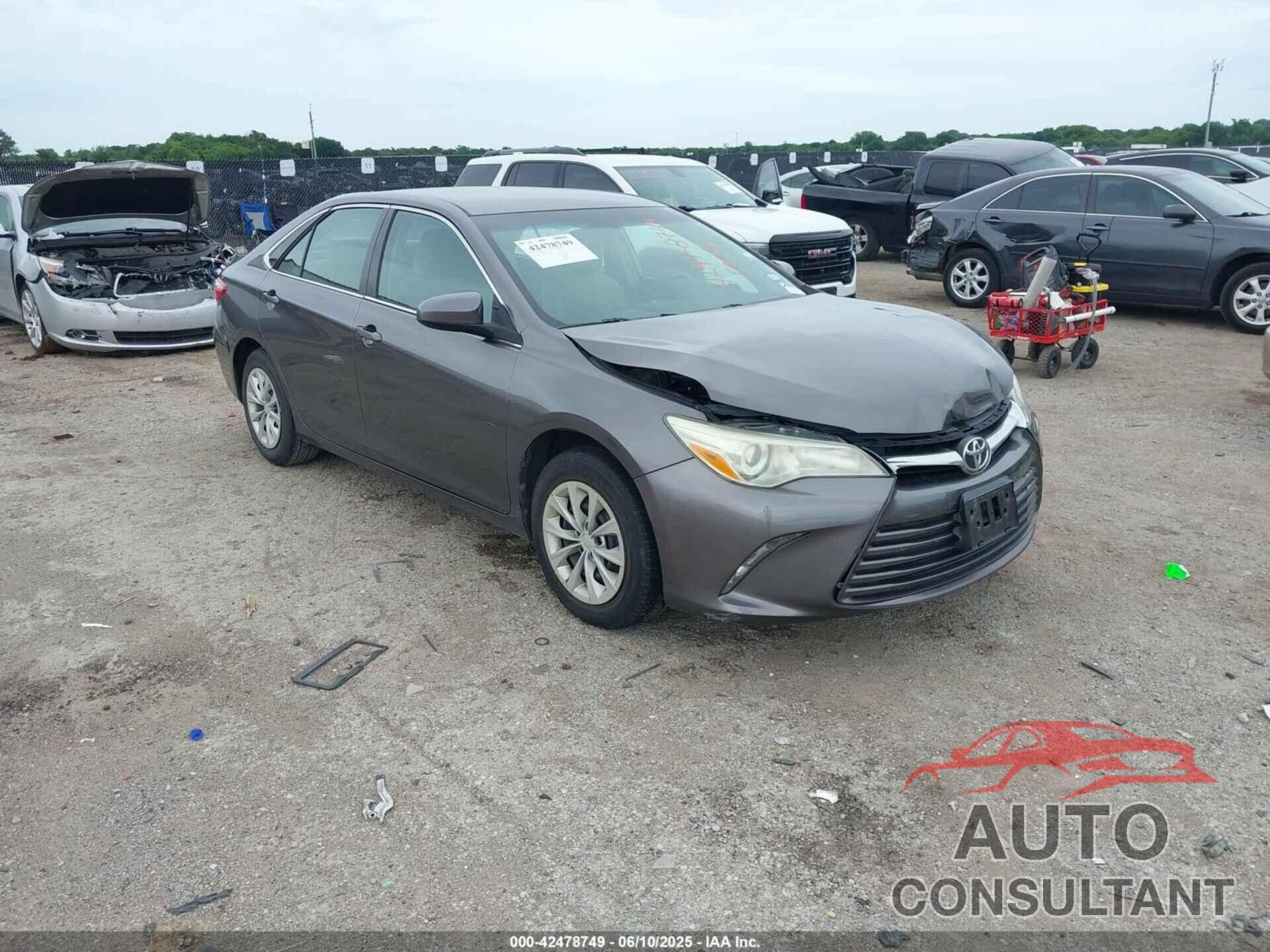 TOYOTA CAMRY 2016 - 4T4BF1FK3GR518002