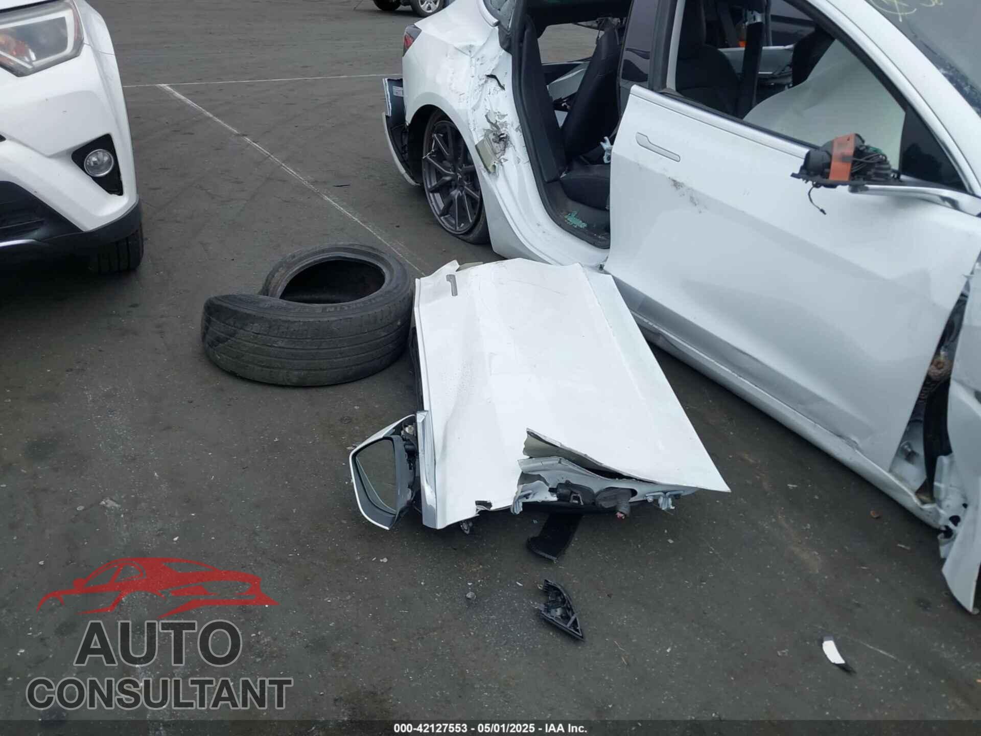 TESLA MODEL 3 2018 - 5YJ3E1EA4JF076099