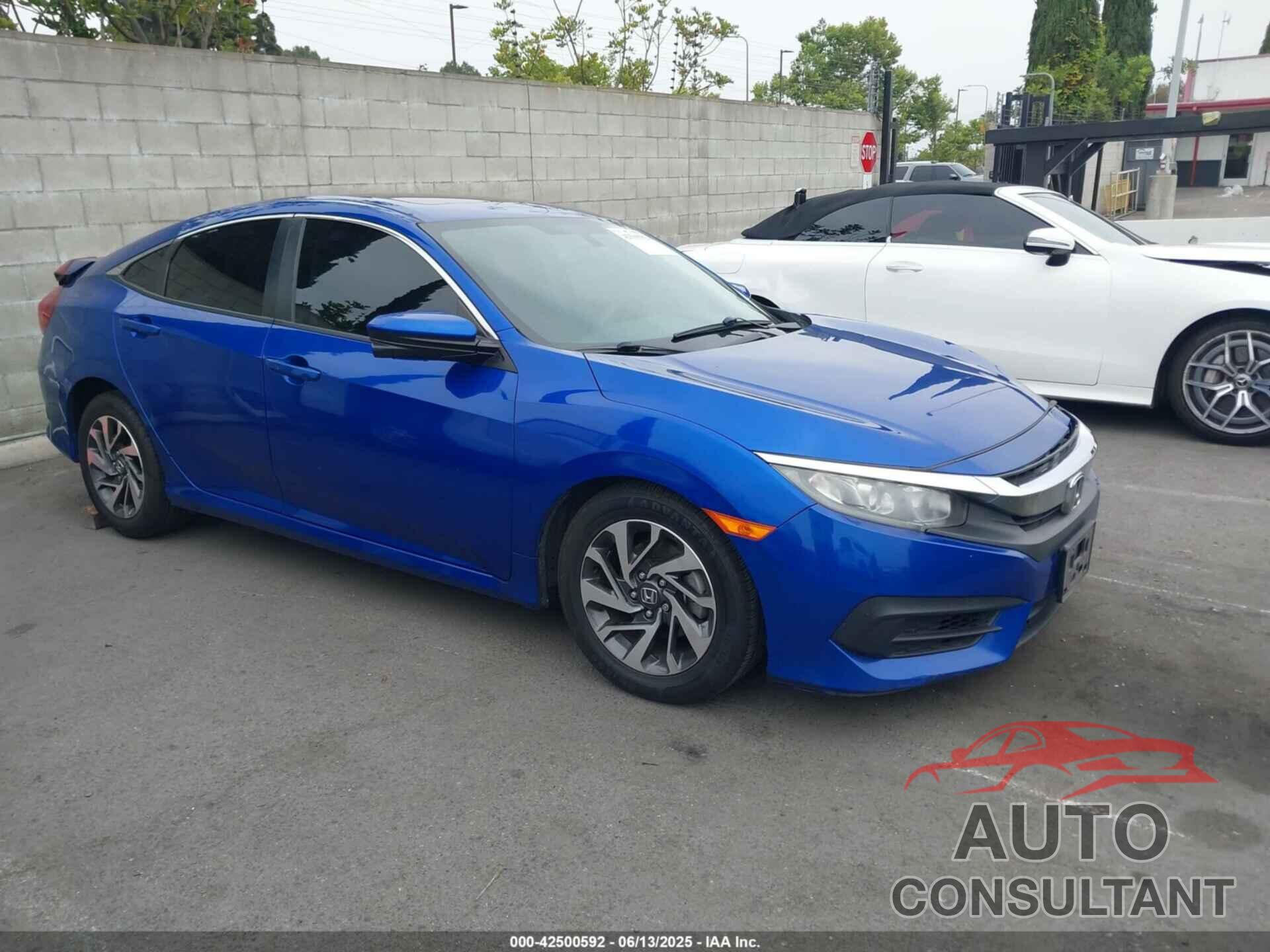 HONDA CIVIC 2018 - 2HGFC2F78JH596796