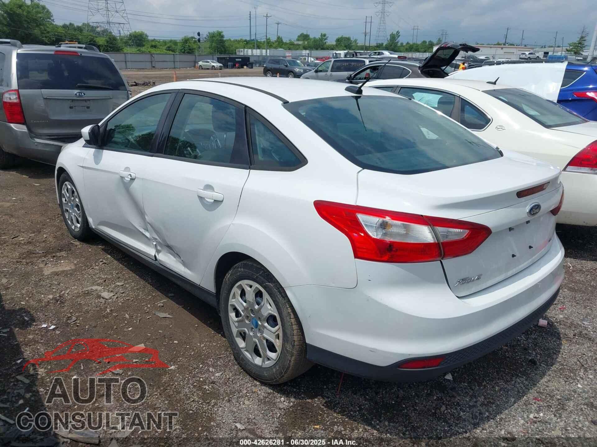 FORD FOCUS 2012 - 1FAHP3F27CL274457