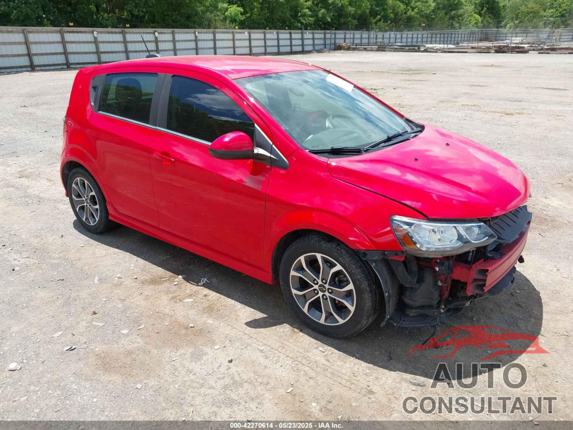 CHEVROLET SONIC 2018 - 1G1JD6SH6J4120998