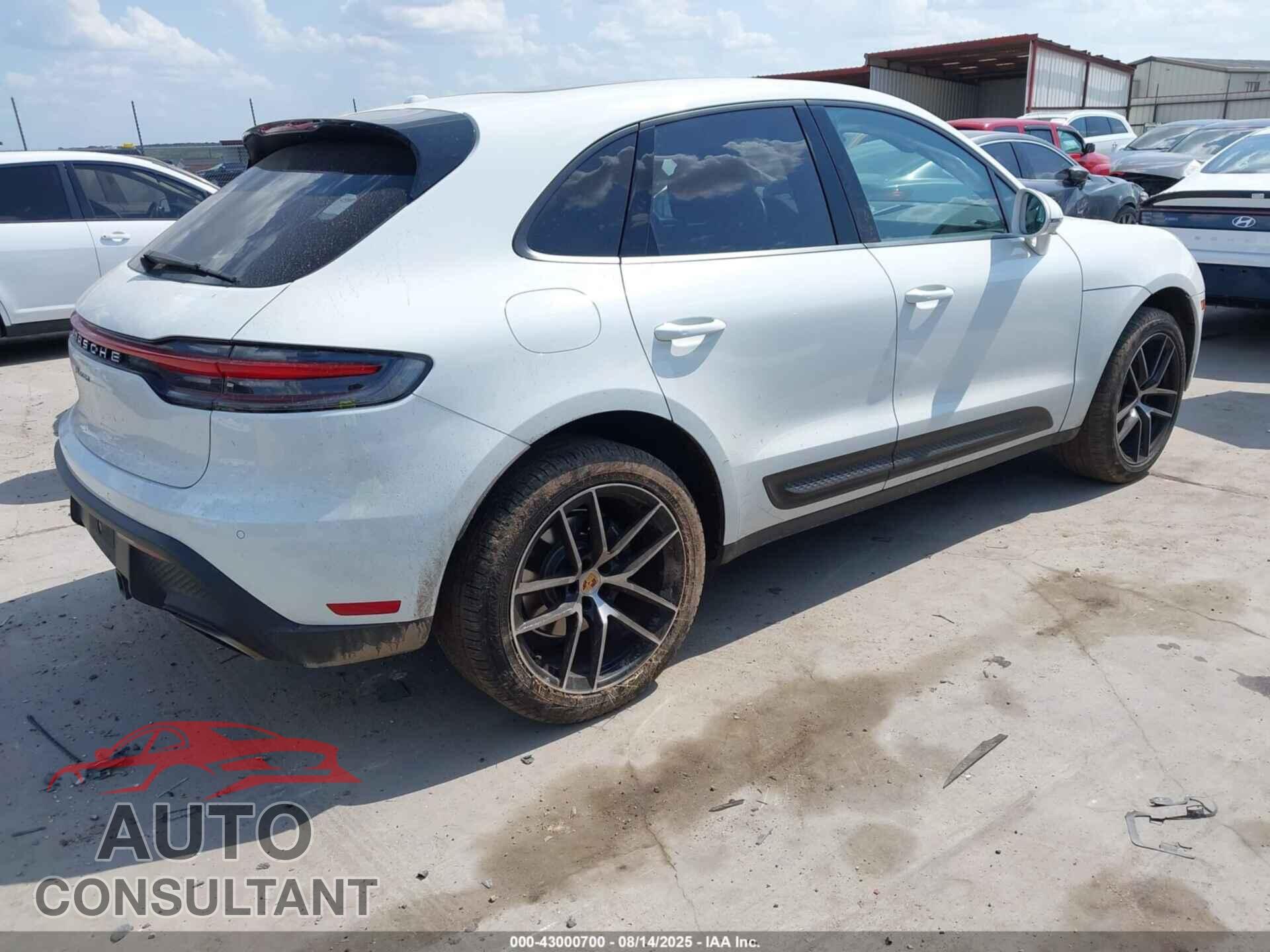 PORSCHE MACAN 2023 - WP1AA2A5XPLB08947