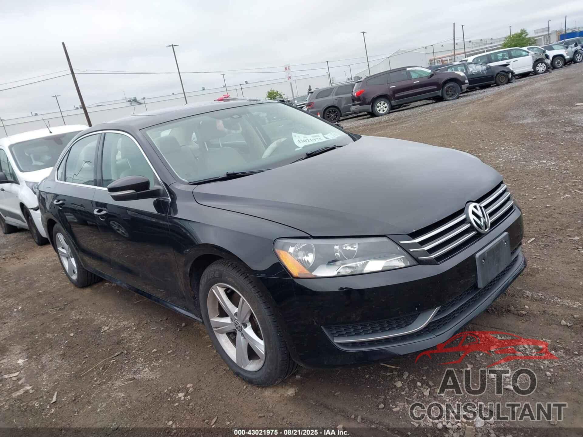 VOLKSWAGEN PASSAT 2013 - 1VWBP7A33DC135920