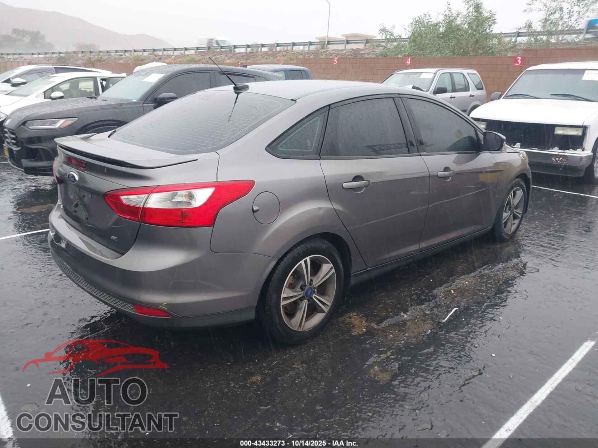 FORD FOCUS 2014 - 1FADP3F29EL391264