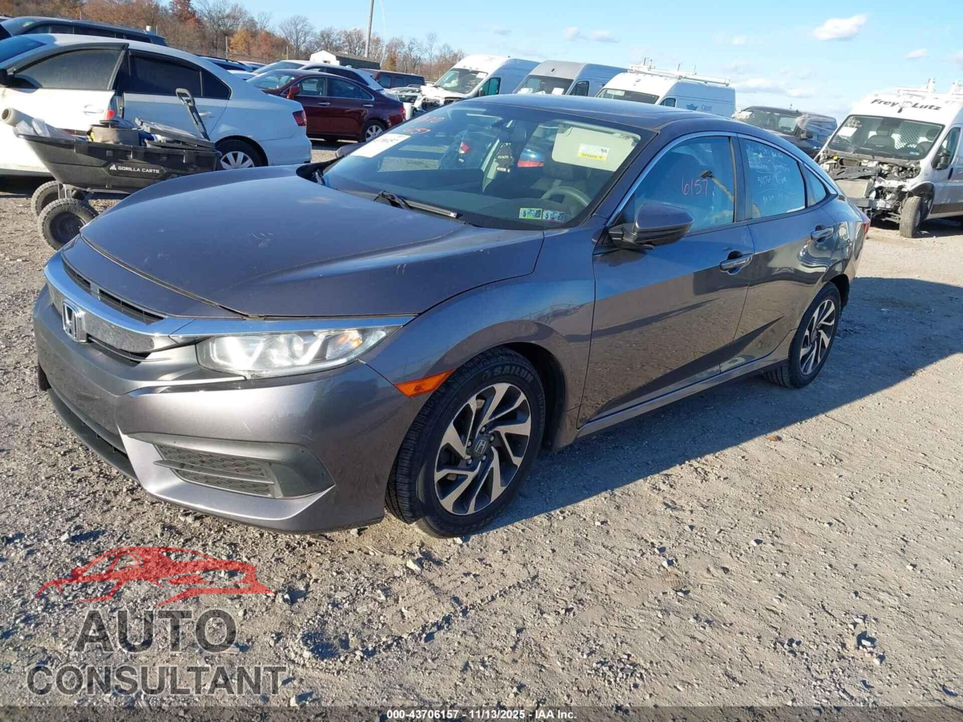 HONDA CIVIC 2017 - 19XFC2F78HE057101